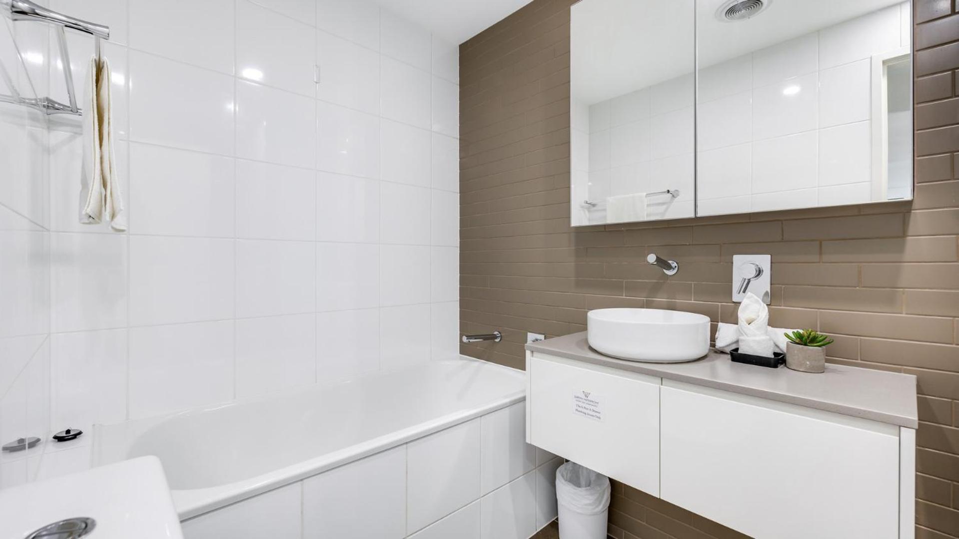 Premium 3 Bedroom Family Apartment photo 2