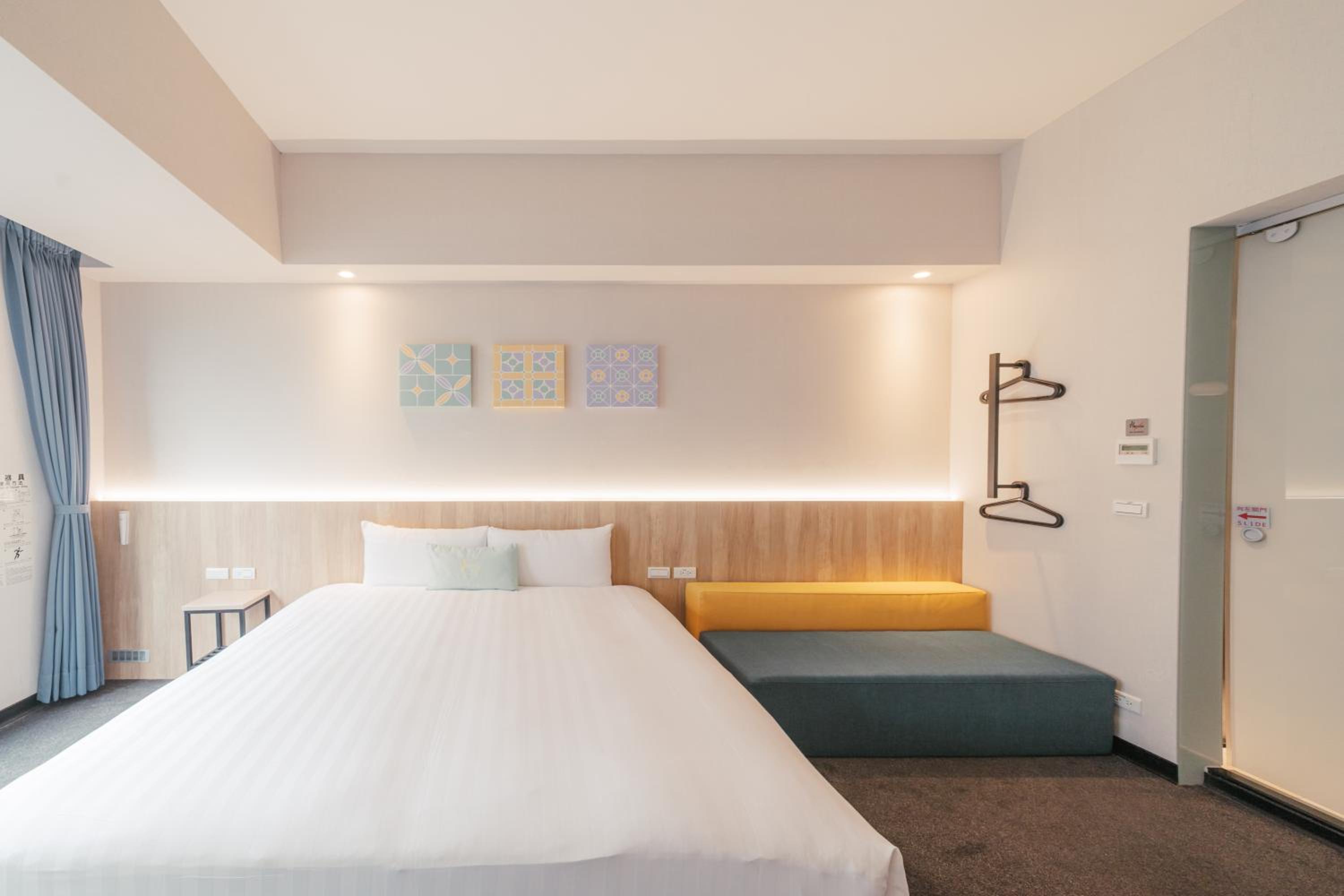 Deluxe Single Room