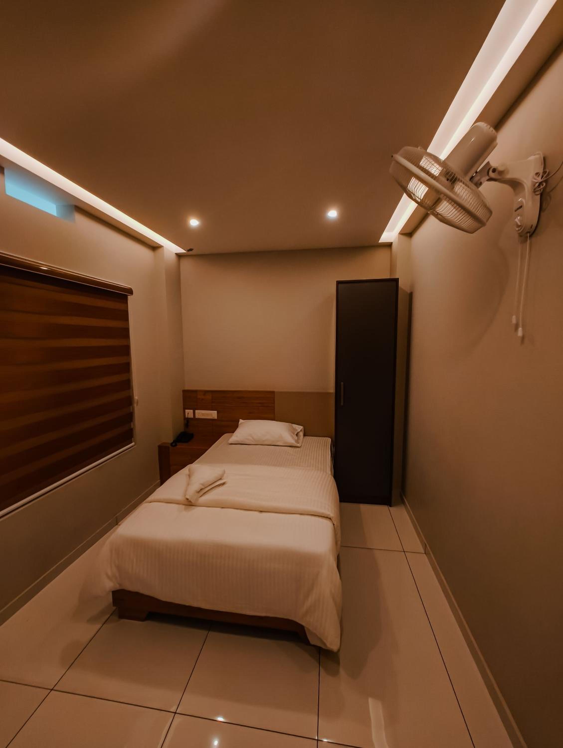 Budget Single Room