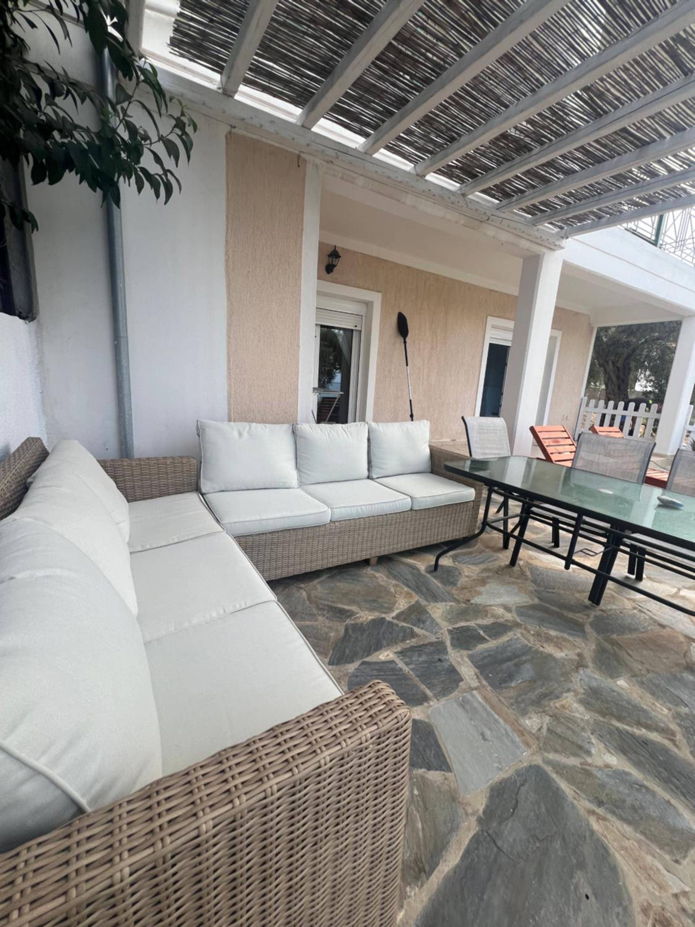 Maisonette photo 2