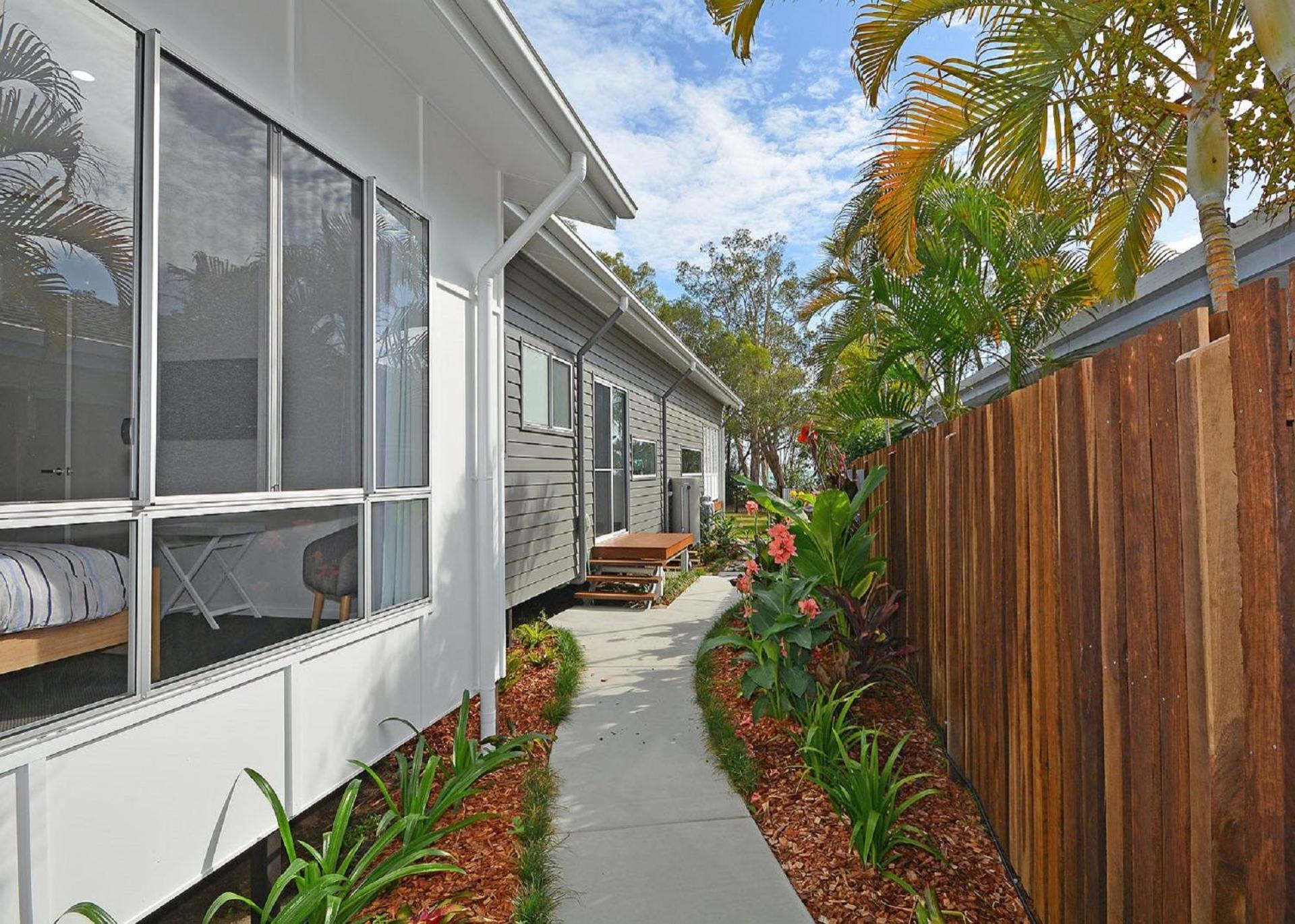 Three-Bedroom House photo 2