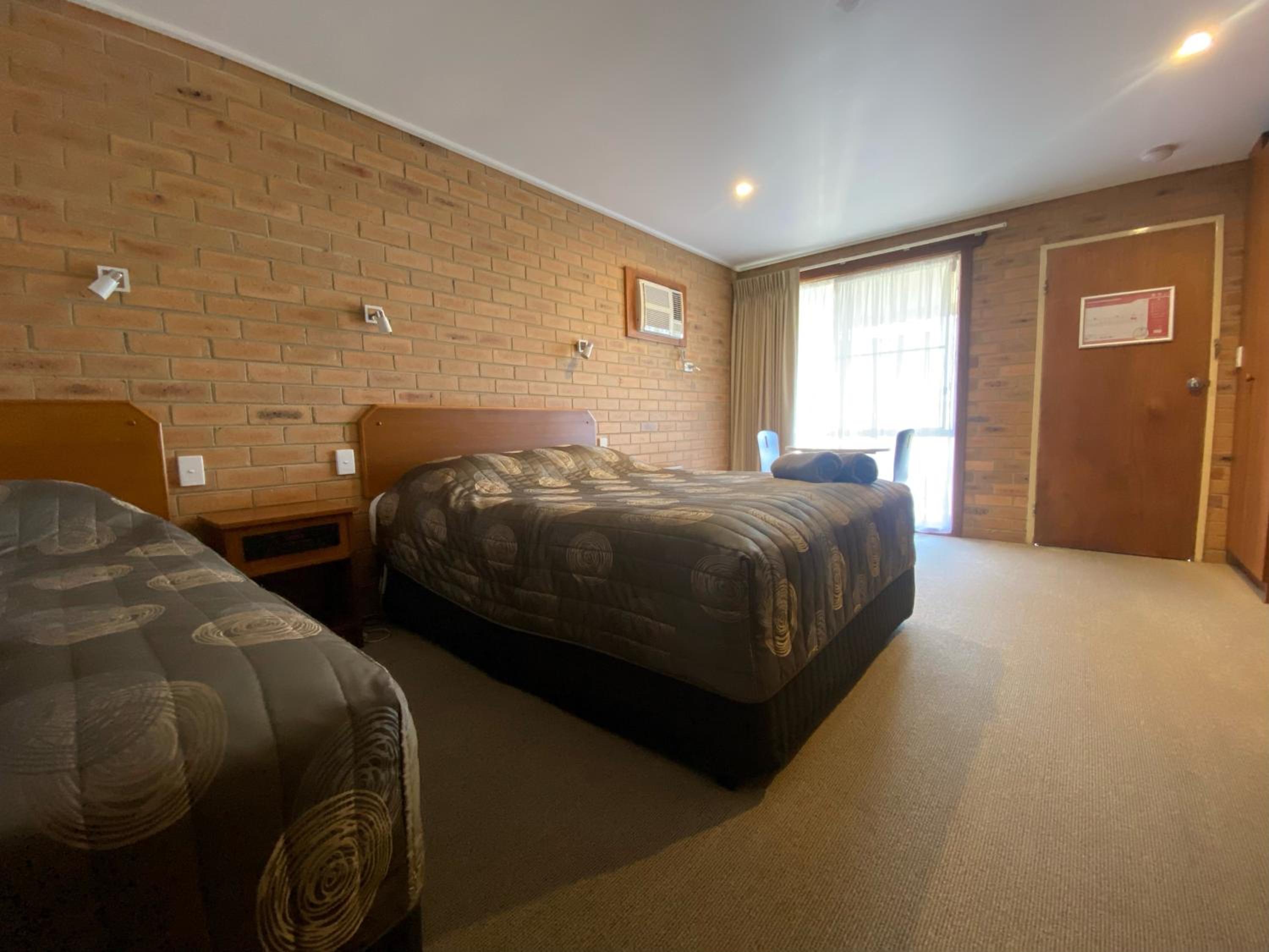 Double or Twin Room - Disability Access photo 2