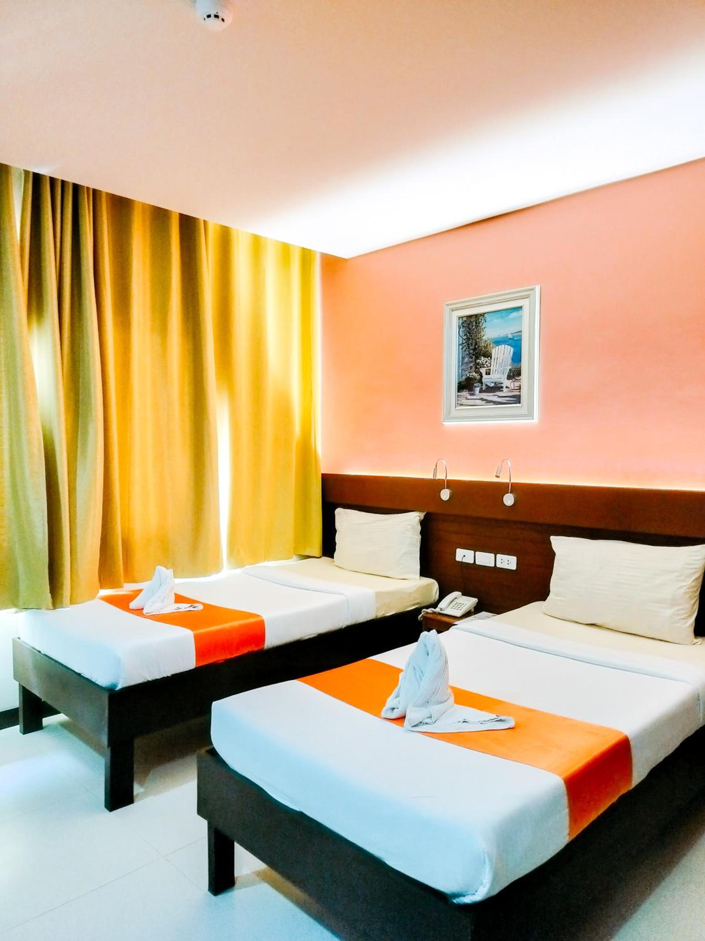 Standard Double Room - Photo 2
