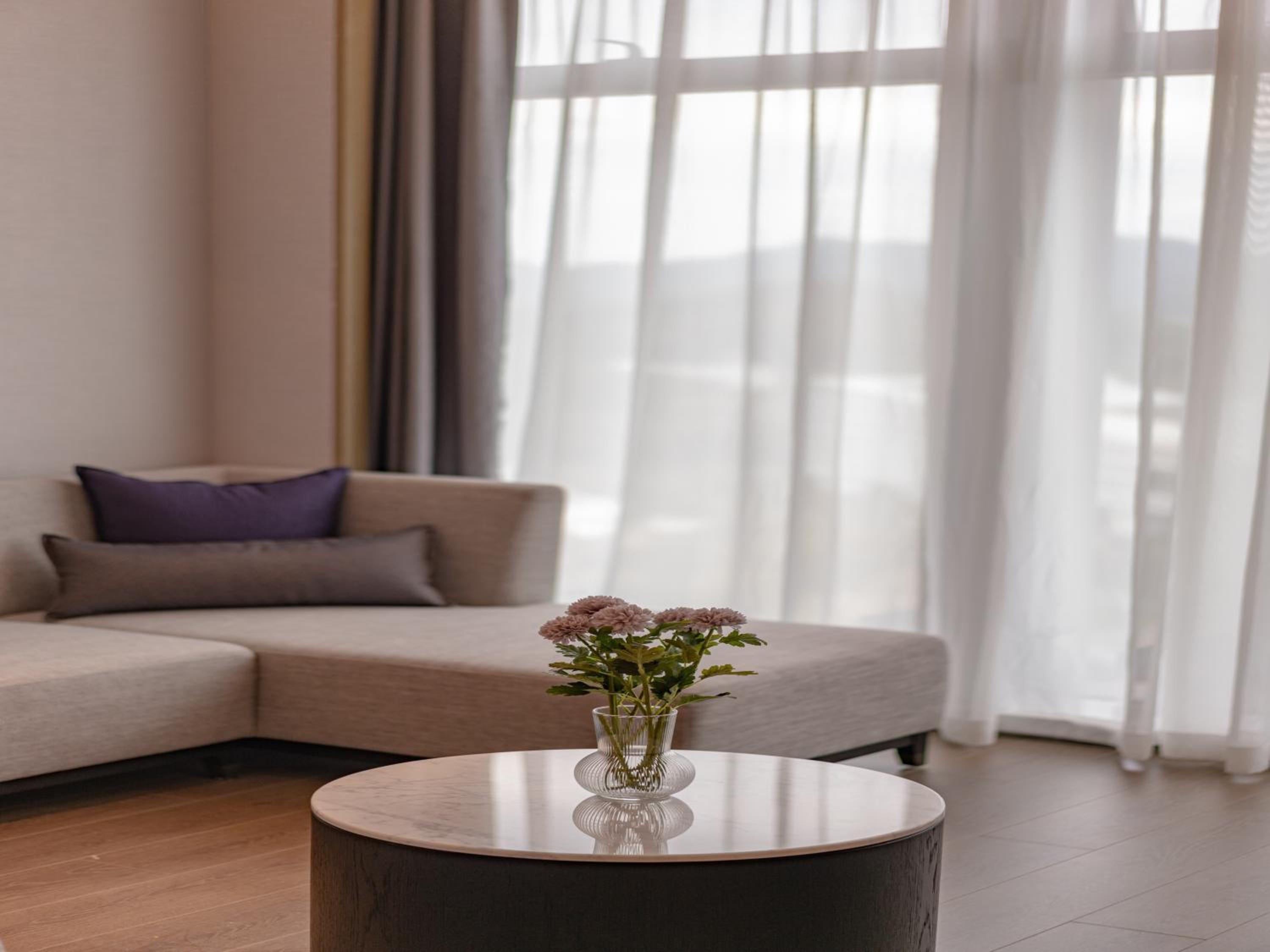 Superior King Suite photo 1