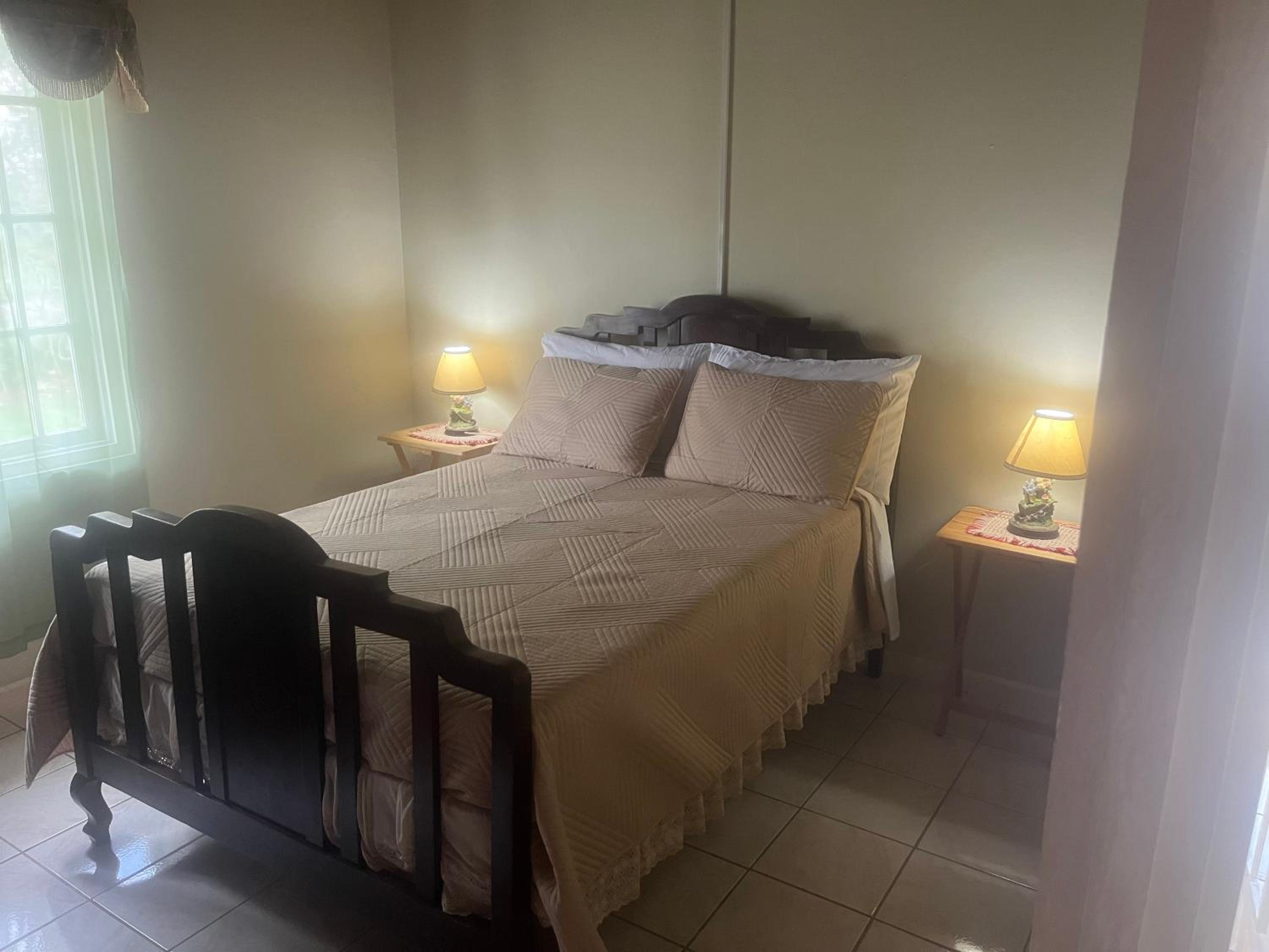Three-Bedroom House photo 1