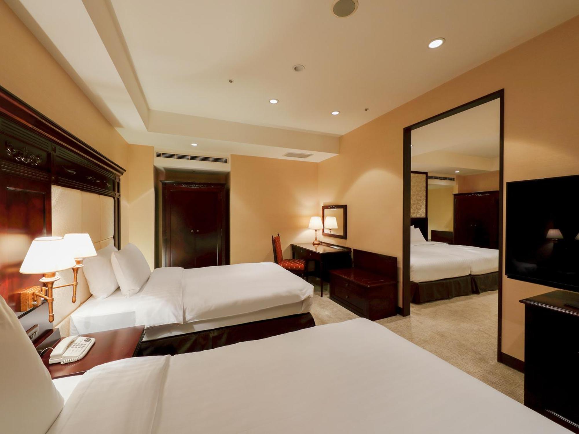 4 Beds Room - Non Smoking - Photo 9