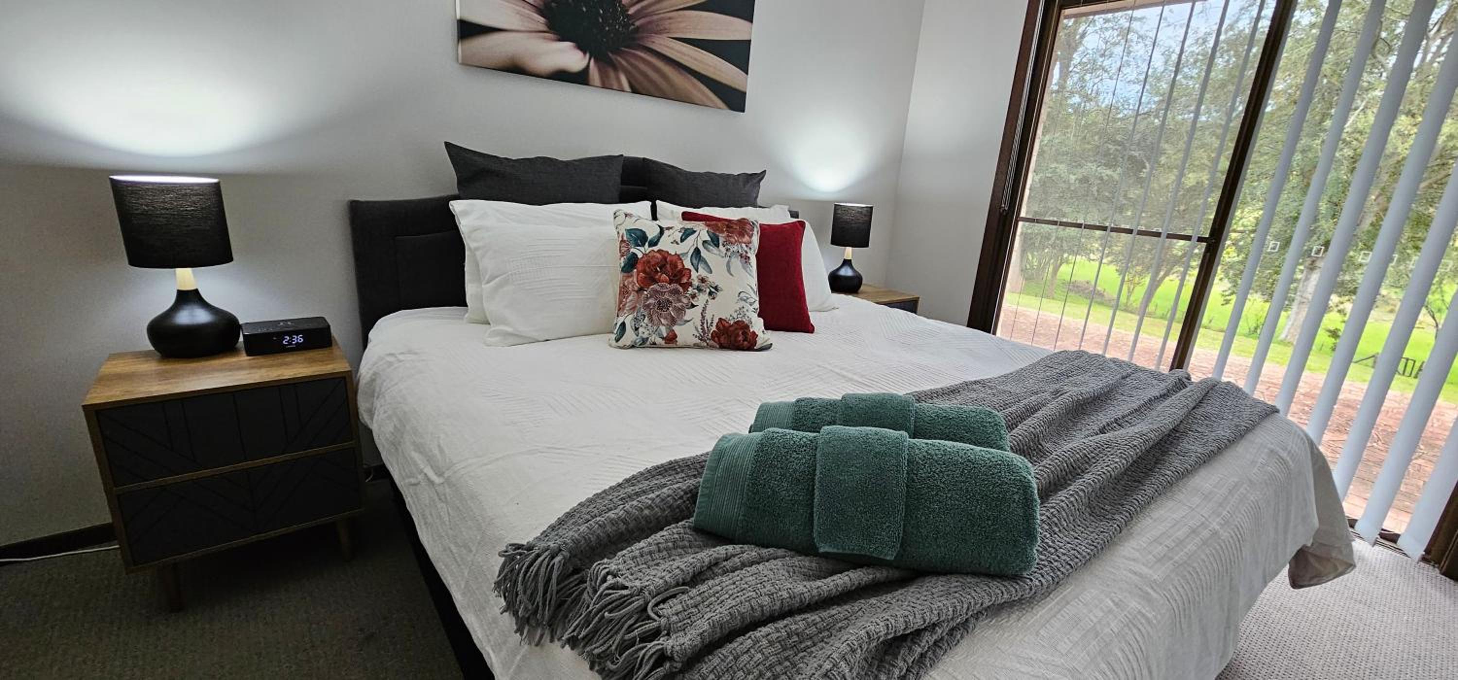 Three-Bedroom House photo 1