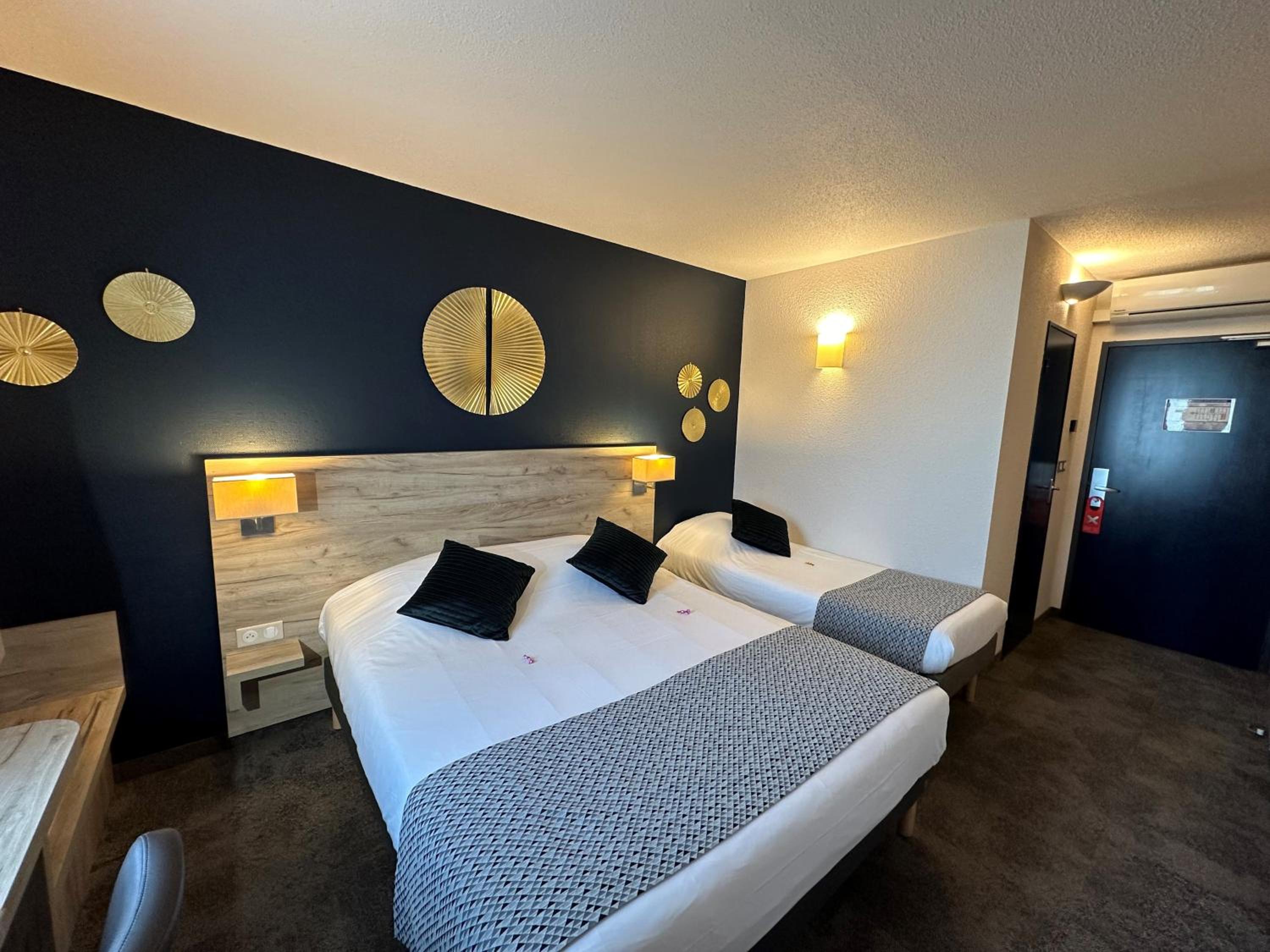 Triple Room - Photo 8