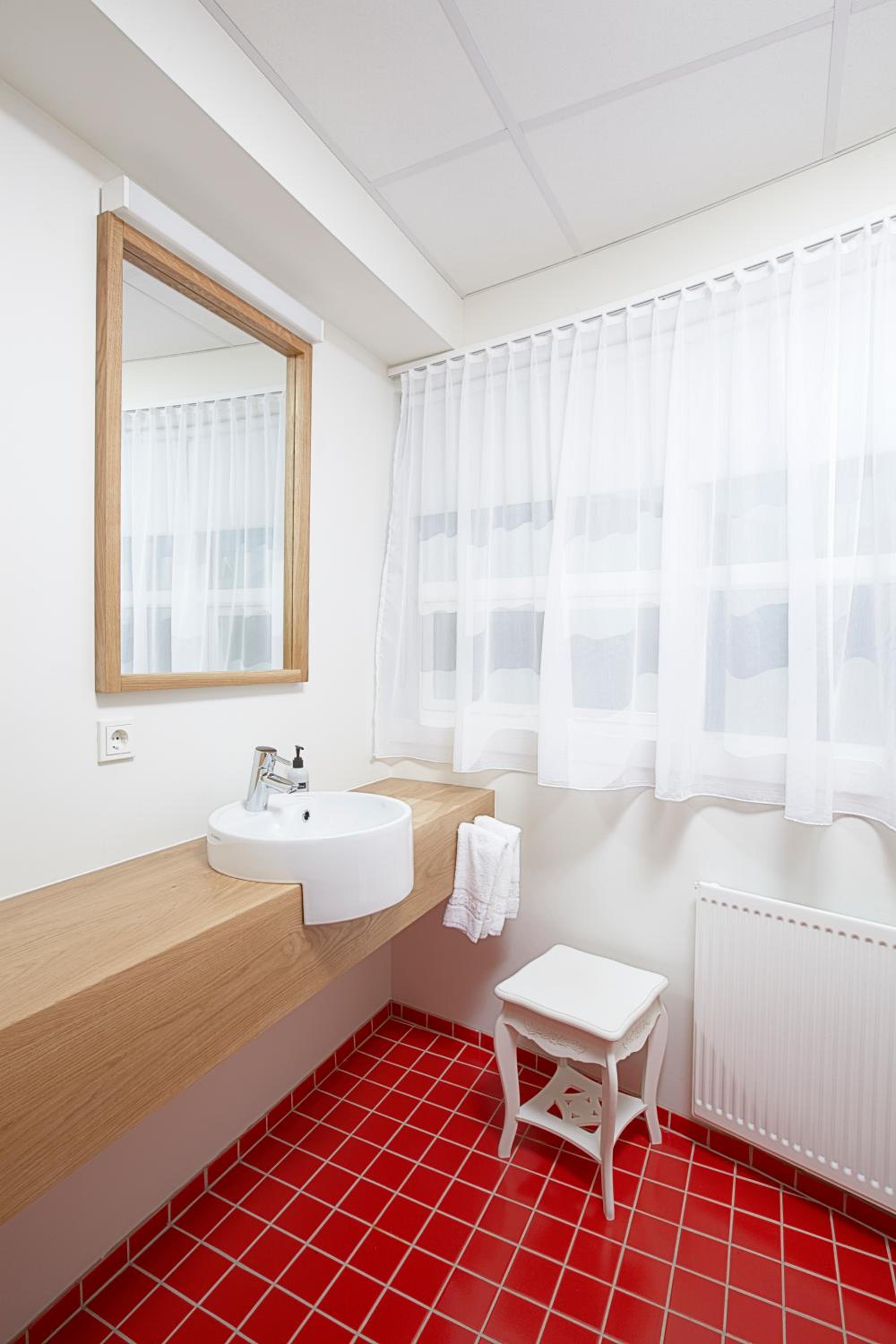 King Suite with Sea View - Photo 6