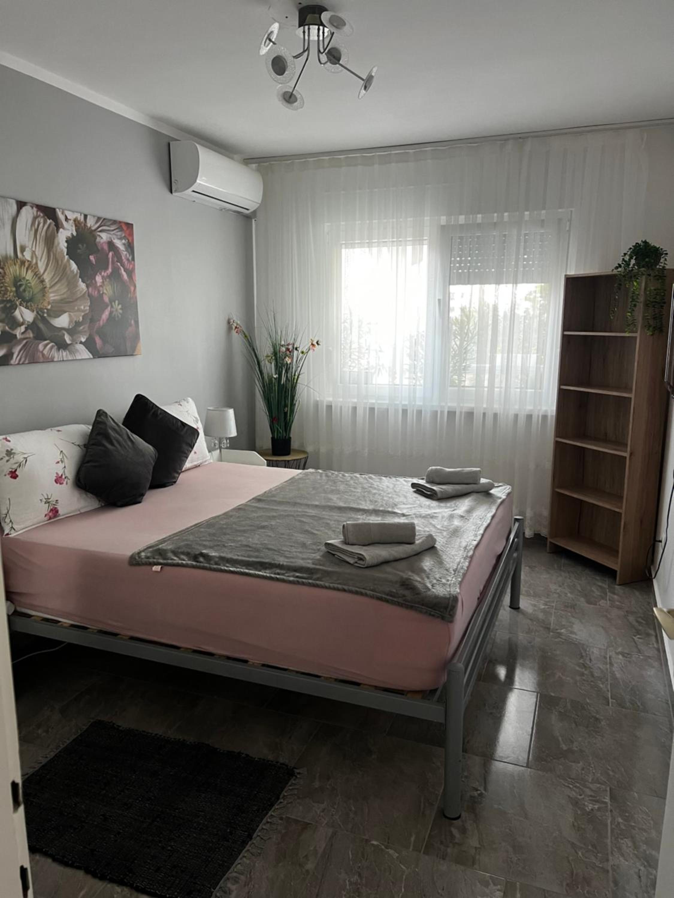 Apartment with Garden View - Photo 3