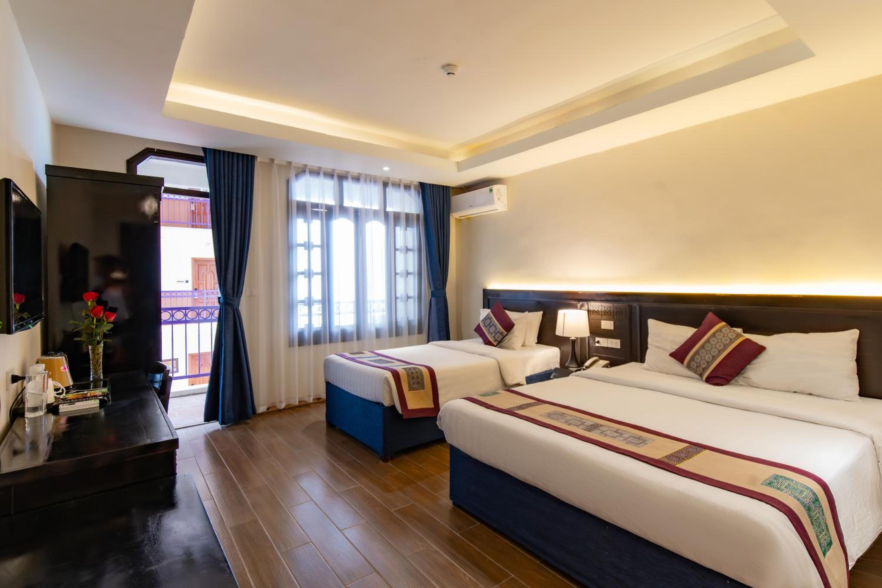 Deluxe Double or Twin Room with Balcony photo 1