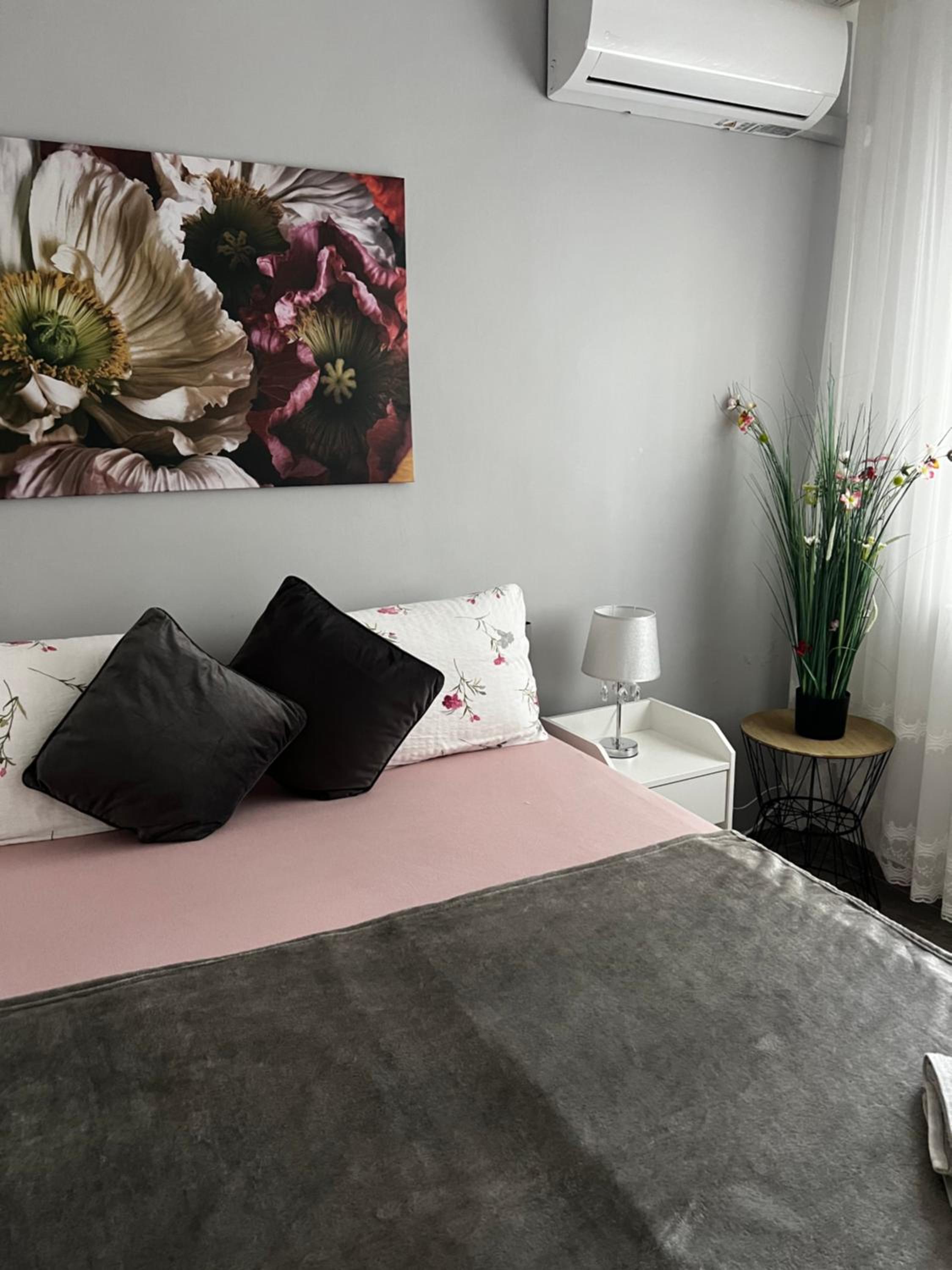 Triple Room with Bathroom - Photo 1