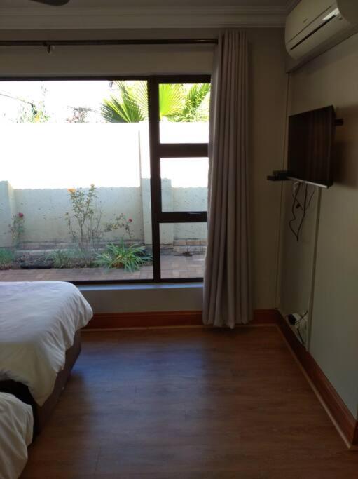 Three-Bedroom Villa photo 1