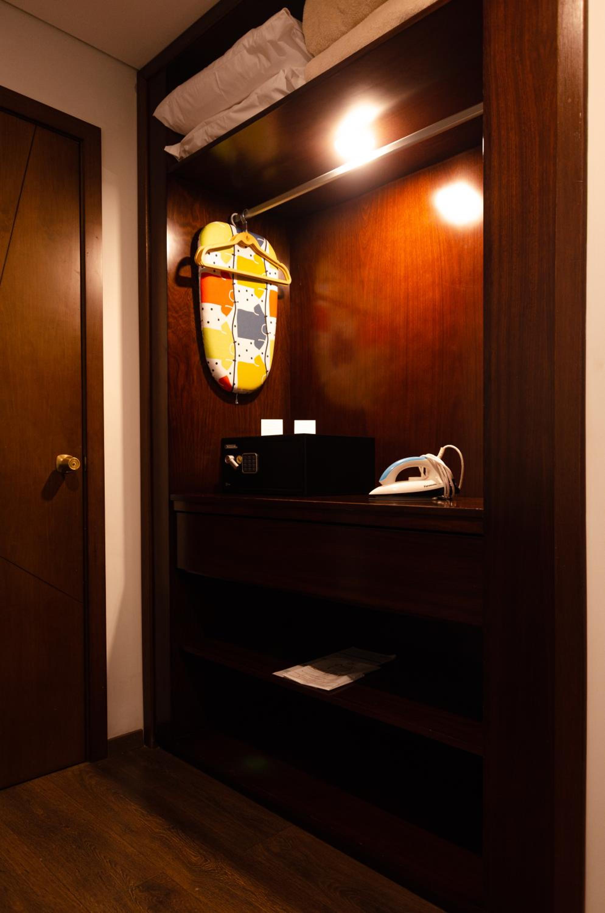 Executive Room photo 1
