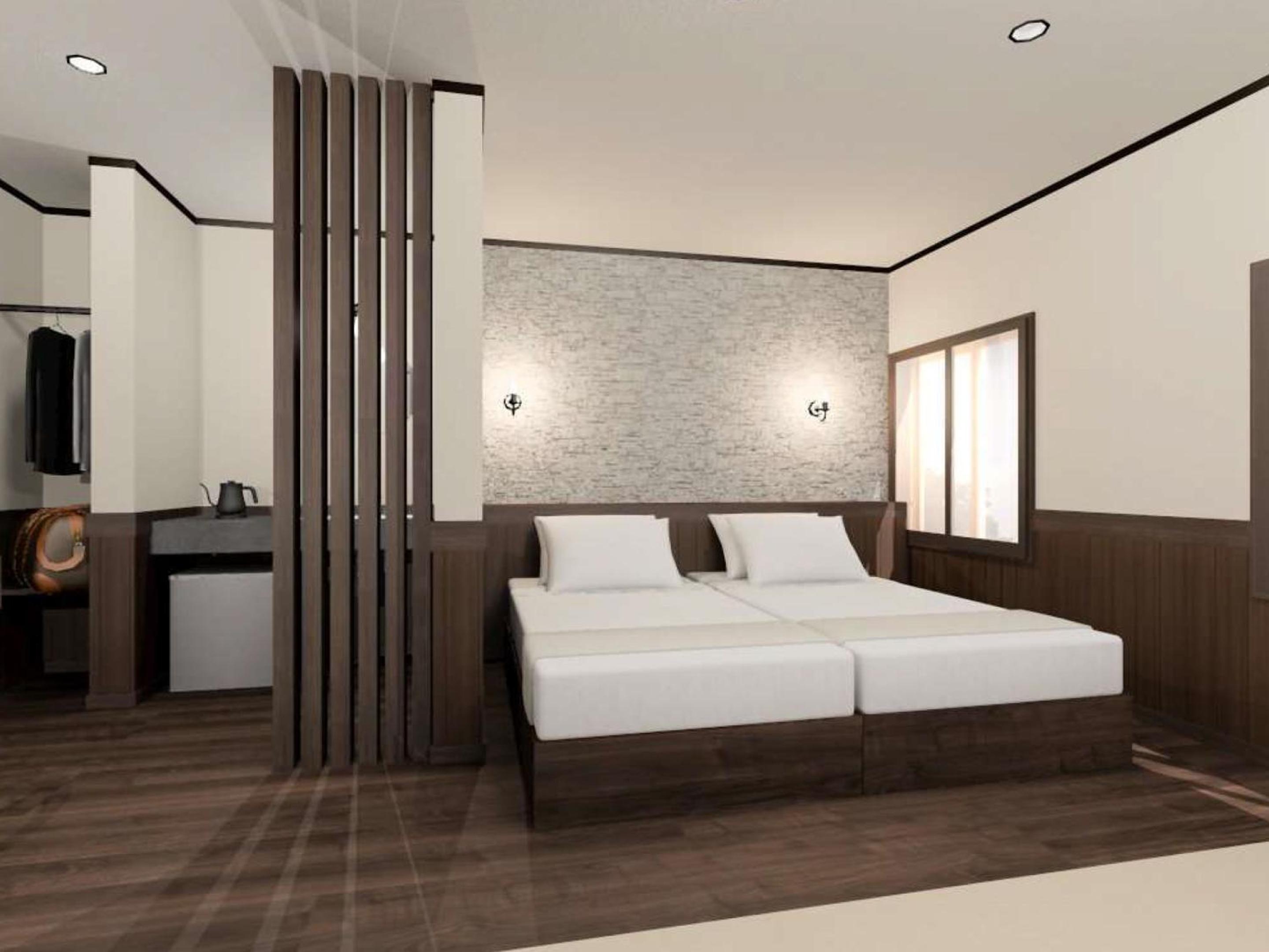 Quadruple Room with Shared Bathroom photo 2