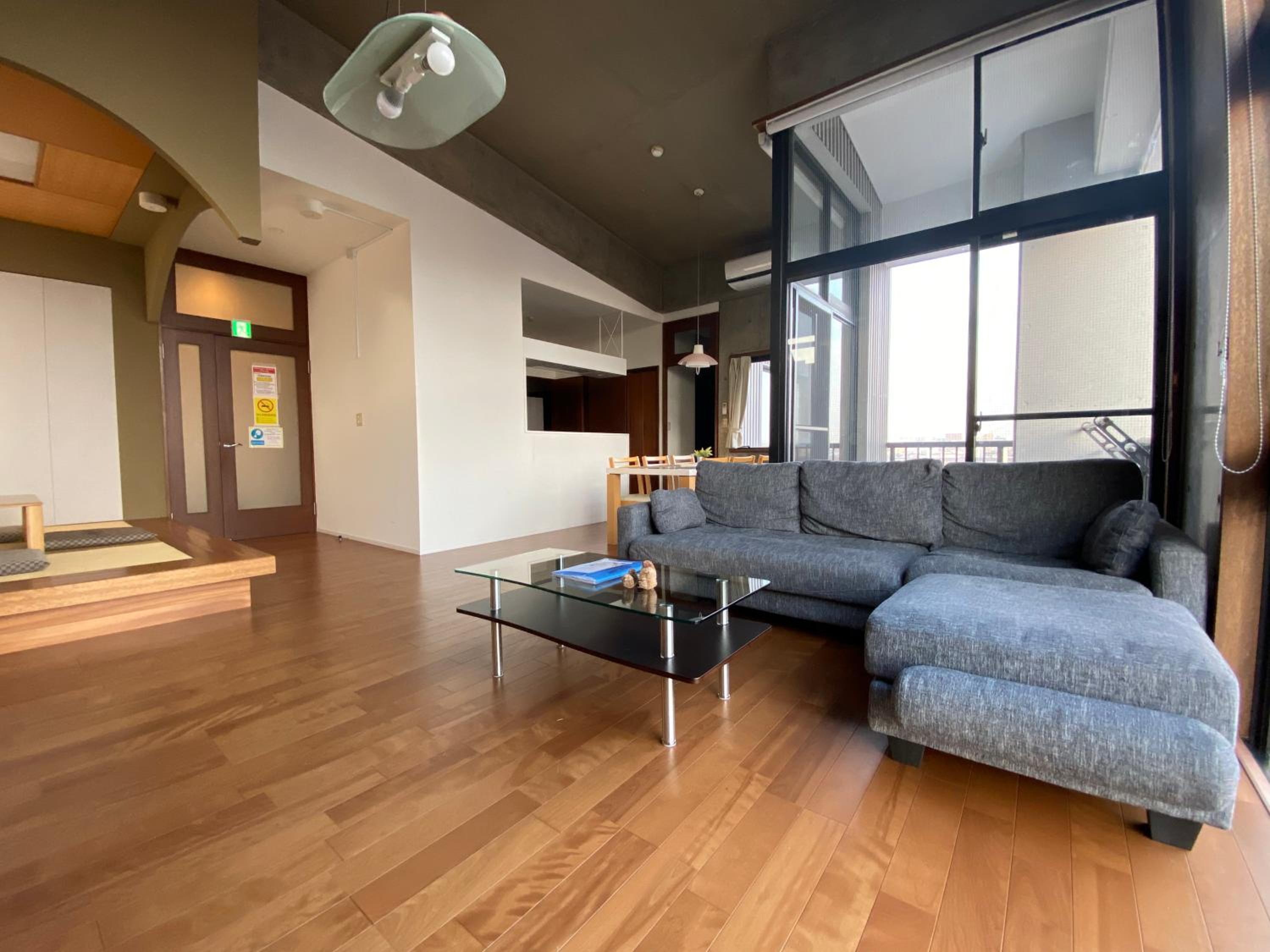 Three-Bedroom Apartment photo 2