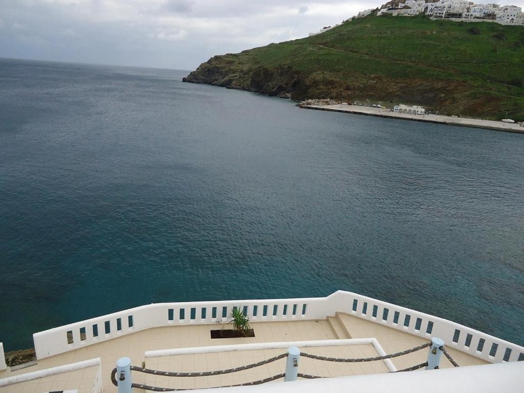 Studio (2 Adults) with Sea View photo 2