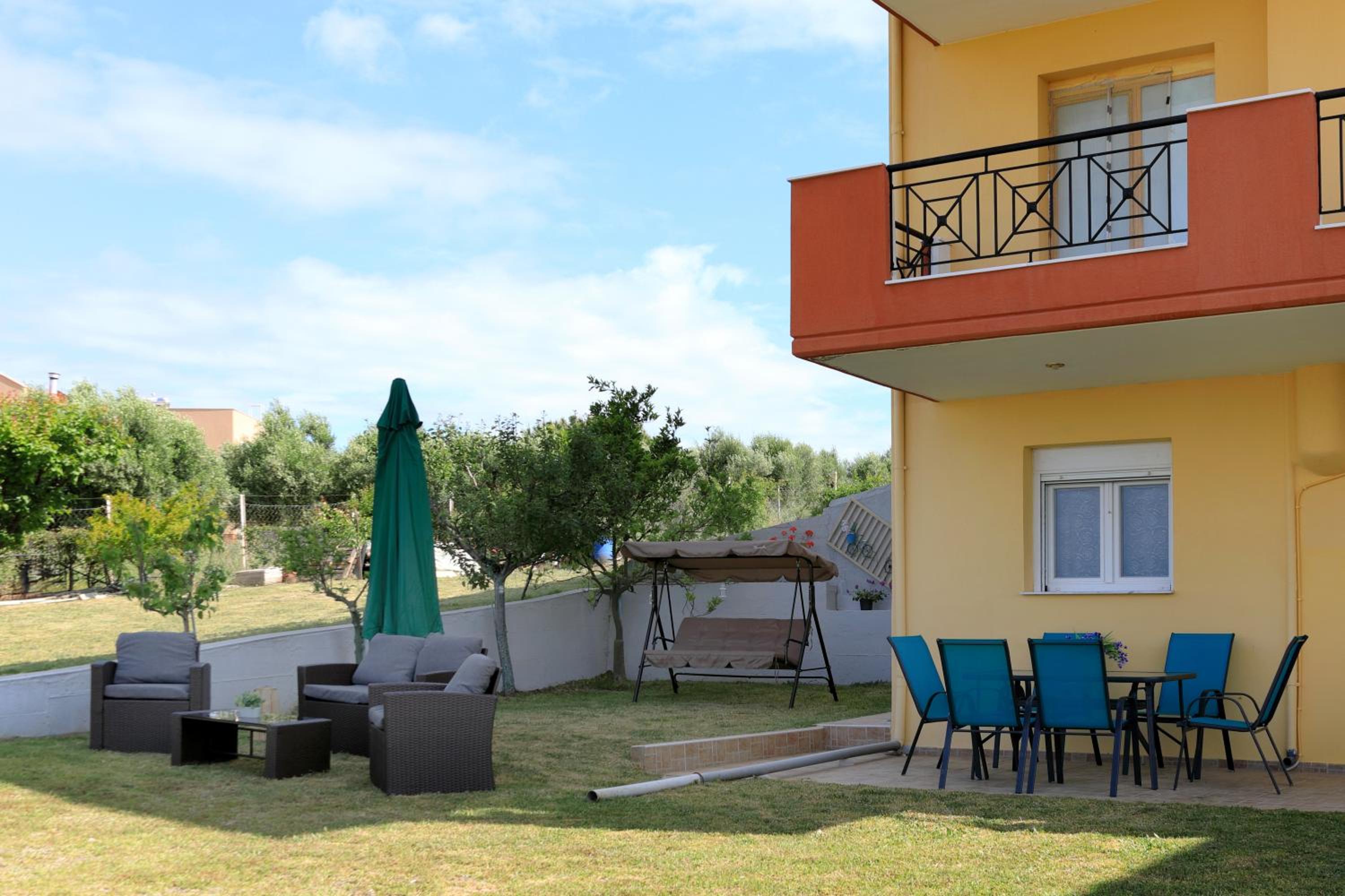 Two-Bedroom Apartment with Terrace photo 3