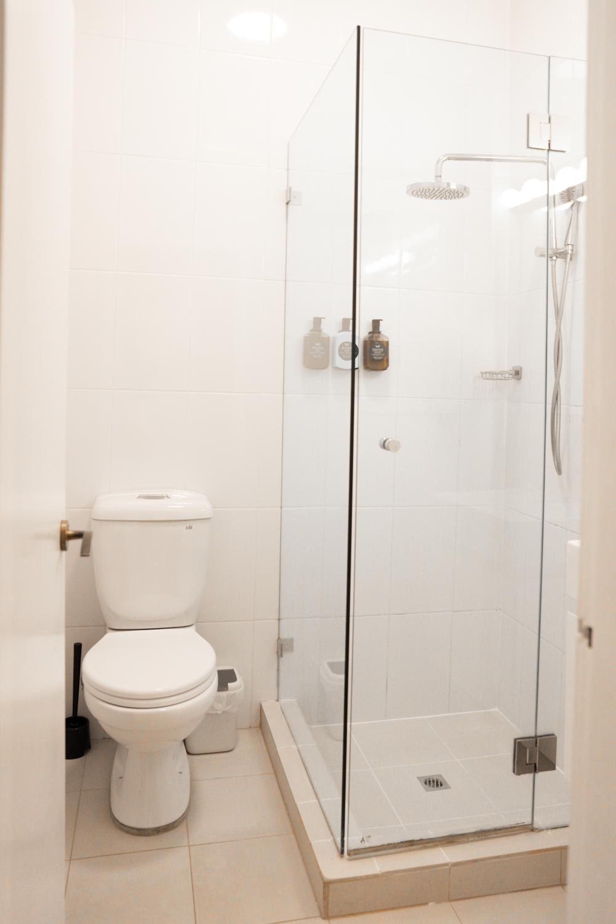 Queen Room with Private Bathroom