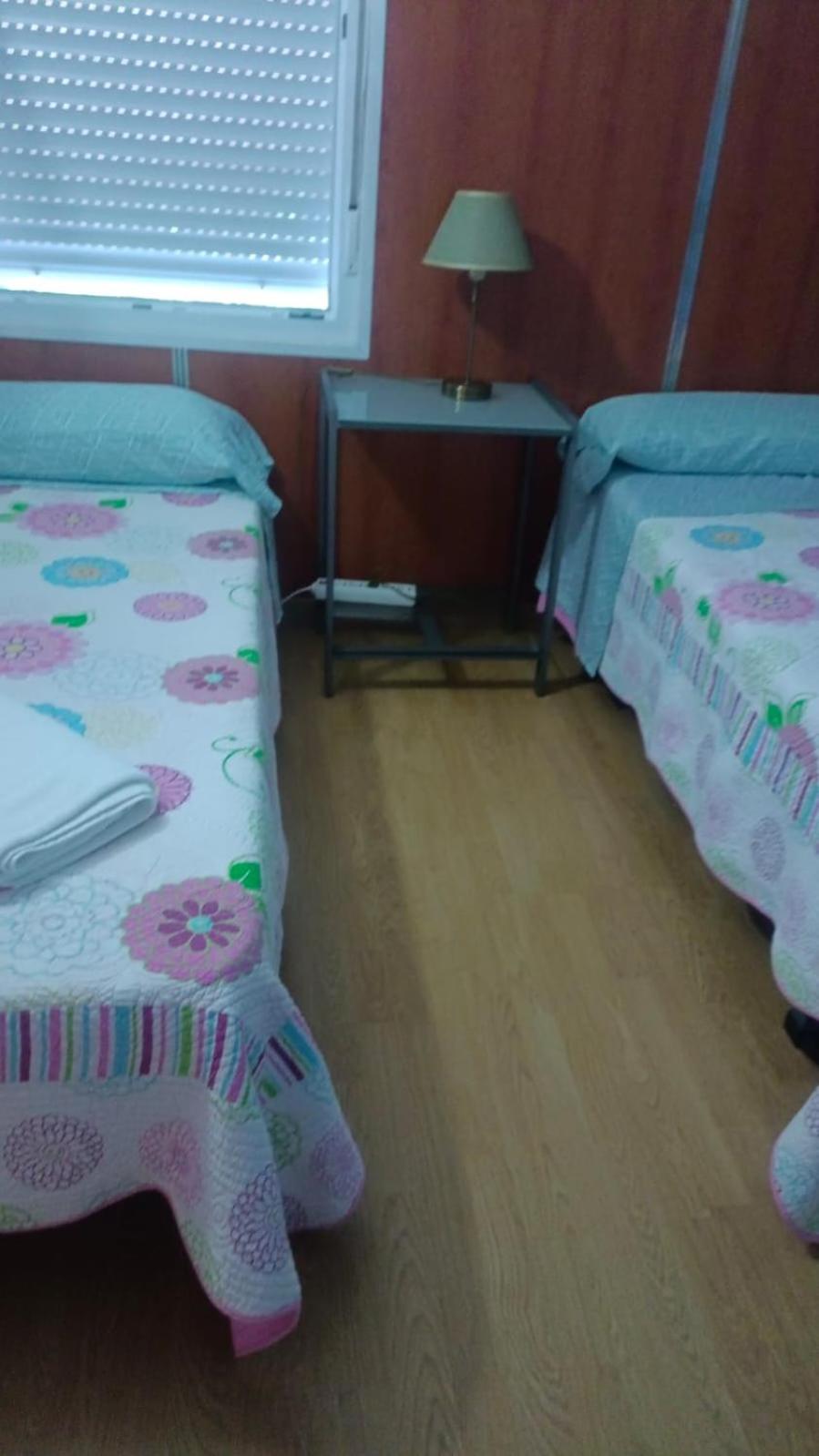 Habitación Doble con Baño Compartido