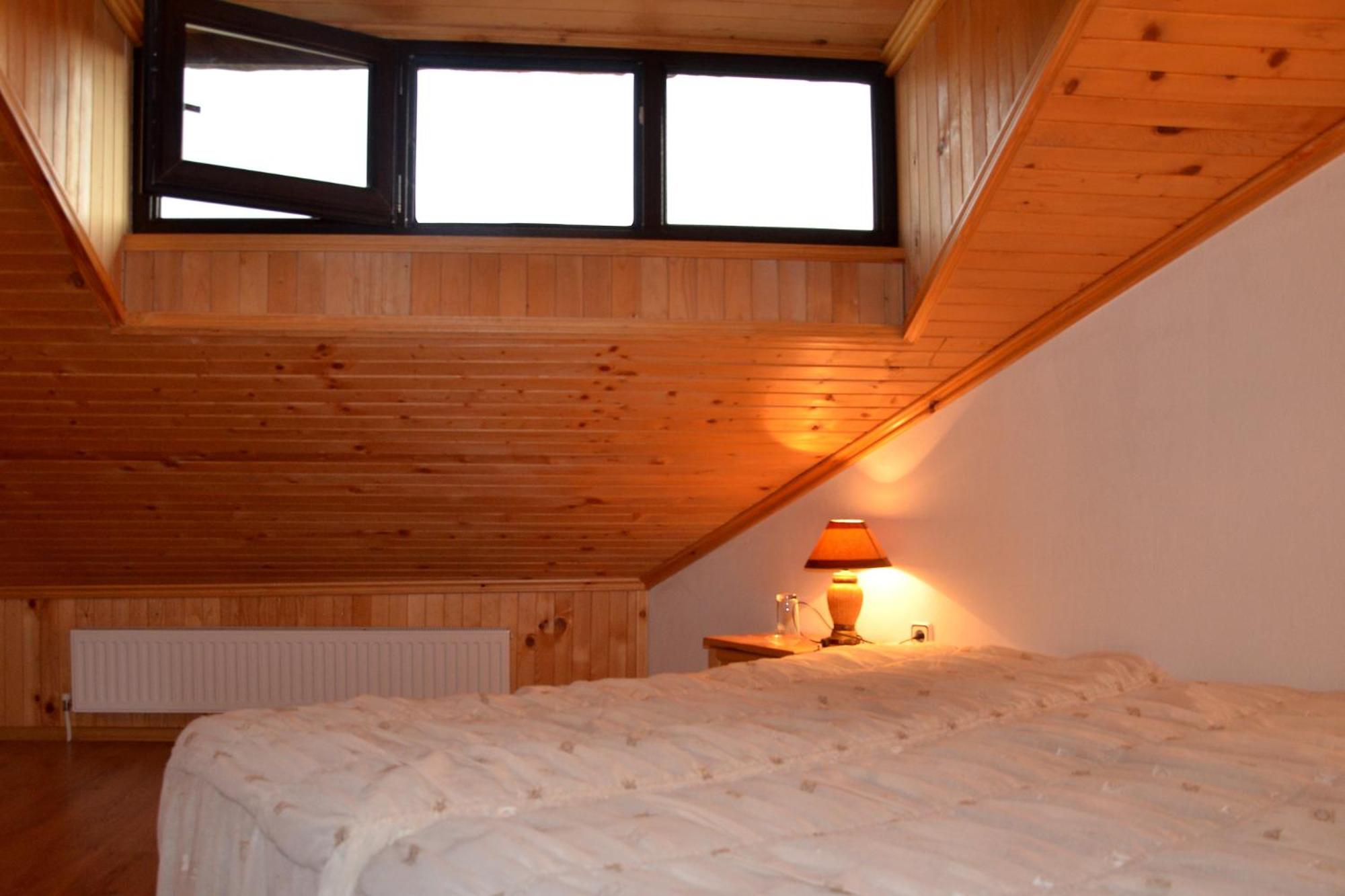 Twin Room - Attic photo 1