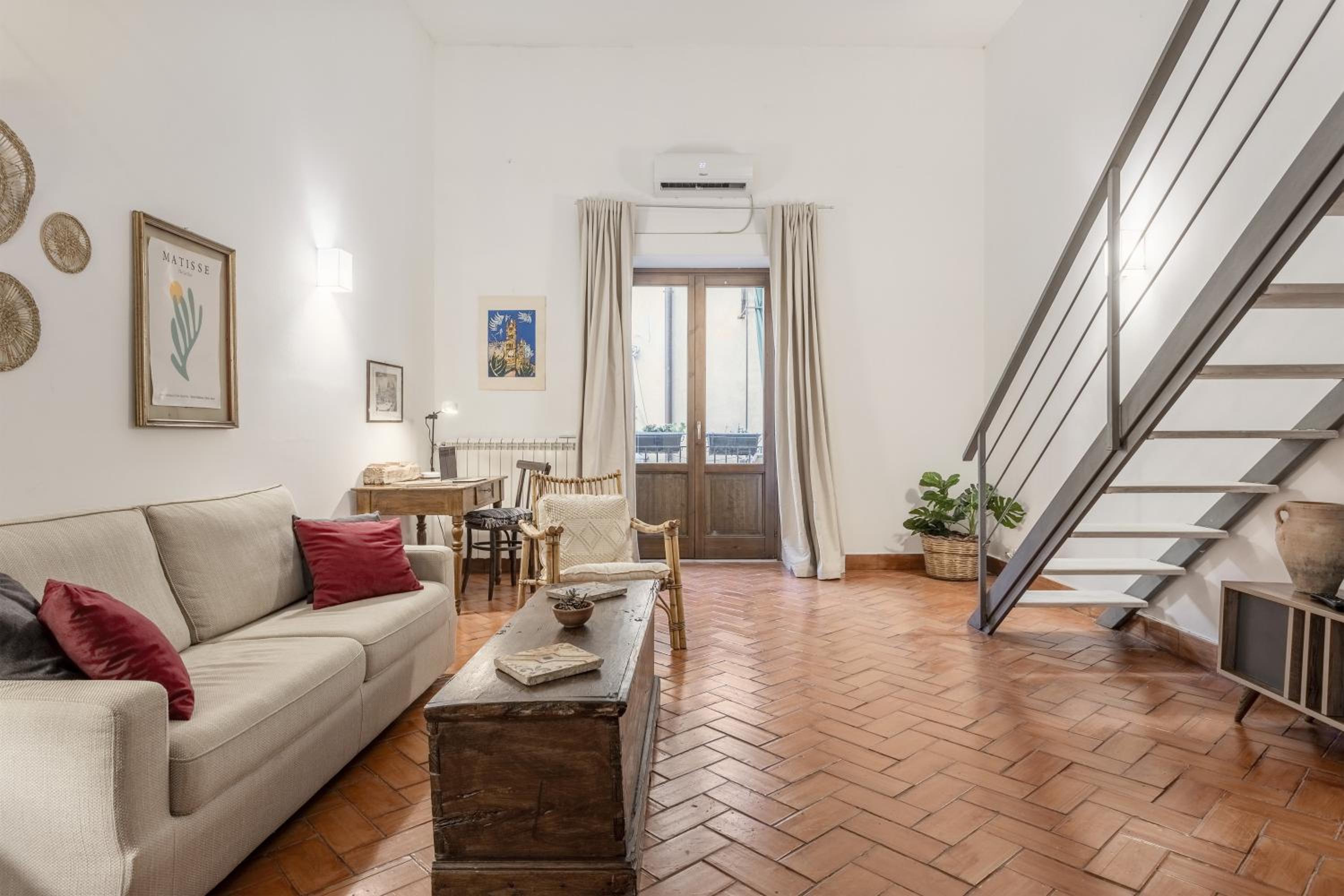 Superior One-Bedroom Apartment With Balcony