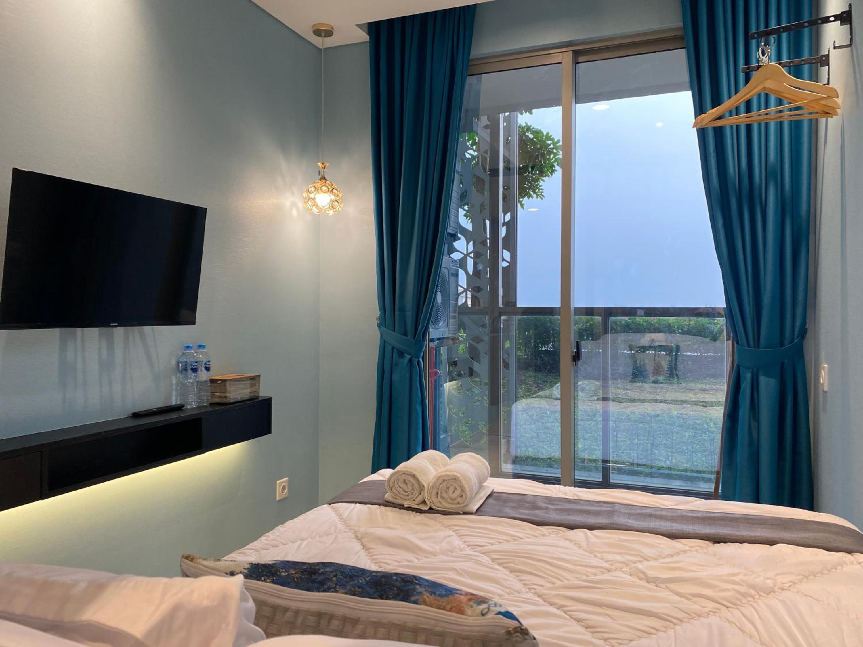 Two-Bedroom Deluxe Apartment with Garden View - Photo 4