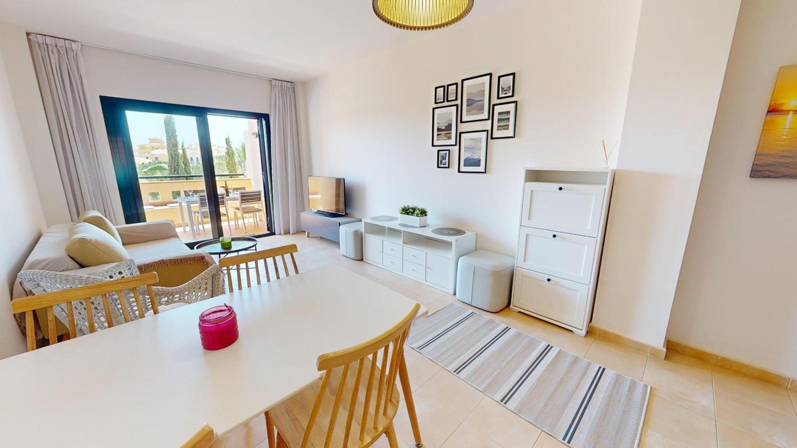 Apartamento de Dos Habitaciones con Vista