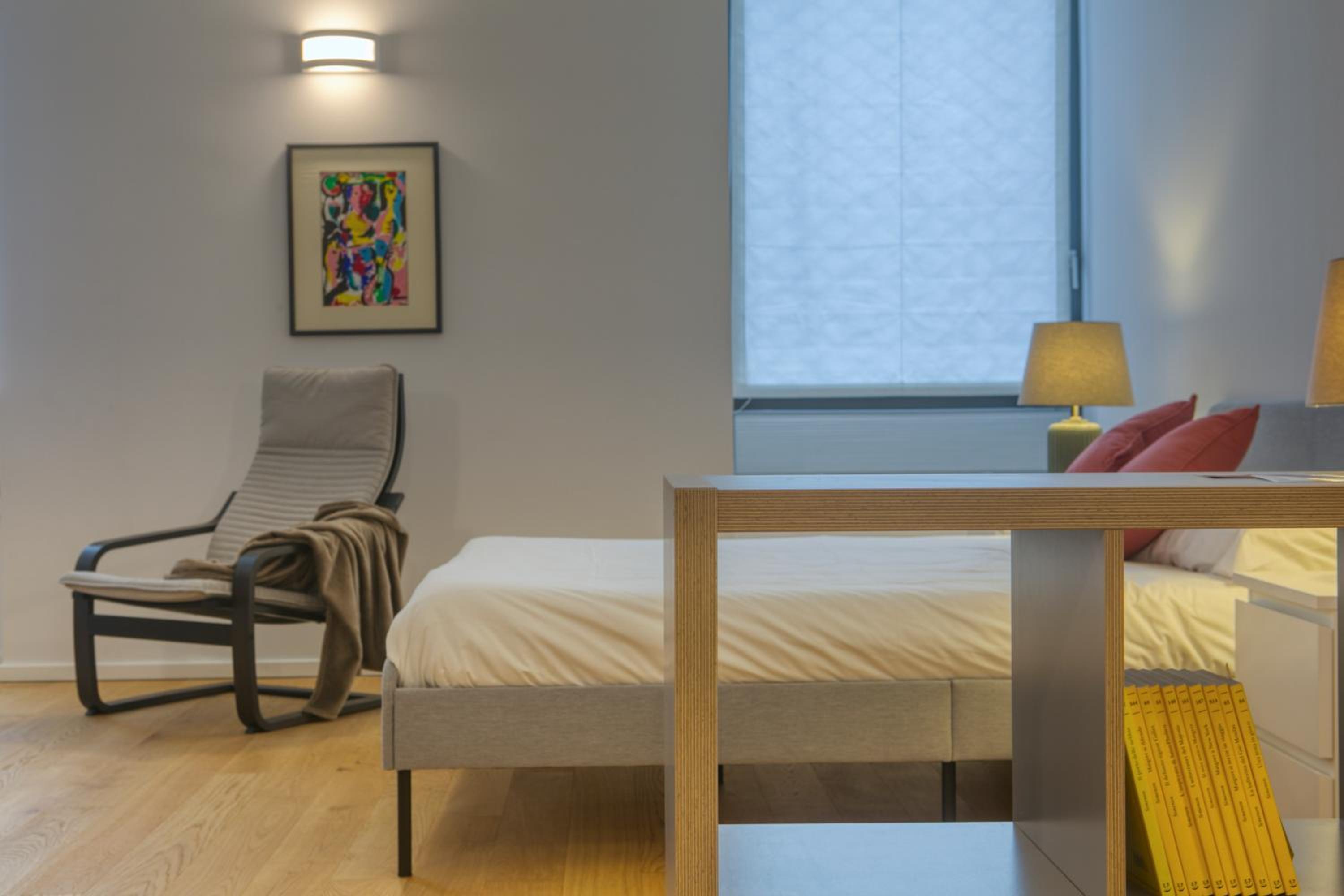 One-Bedroom Apartment