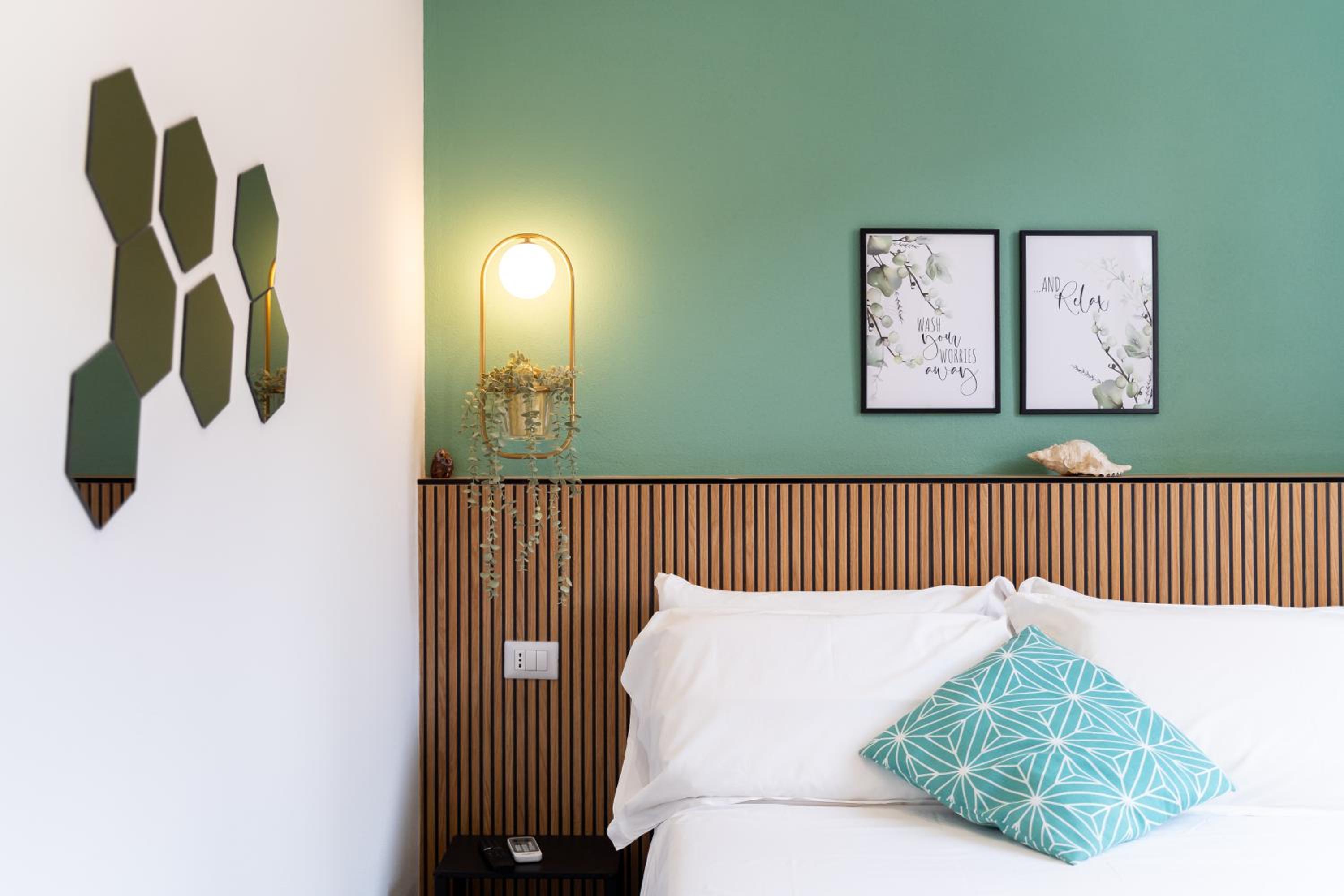 Two-Bedroom Apartment with Balcony and Terrace - Photo 8