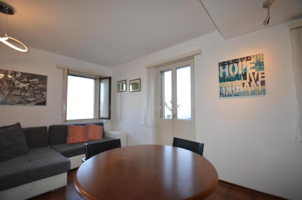 Studio With Lake View photo 2