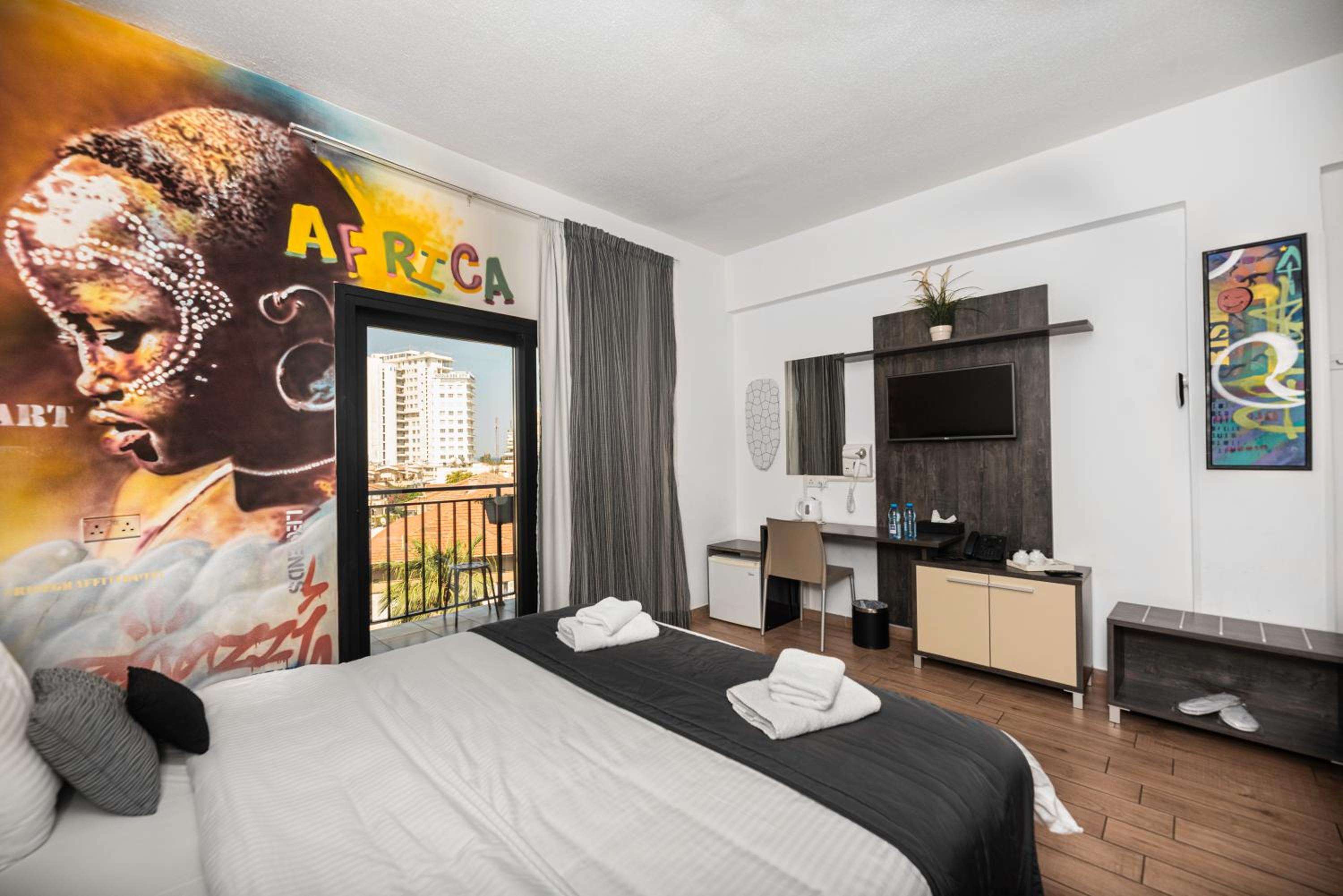 Deluxe Double or Twin Room photo 3