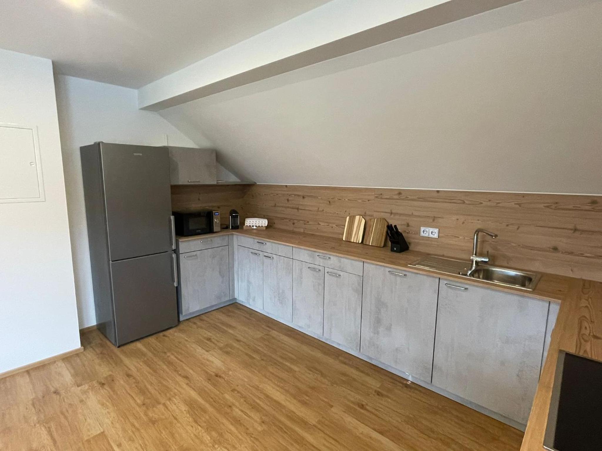 One-Bedroom Apartment with Balcony photo 3