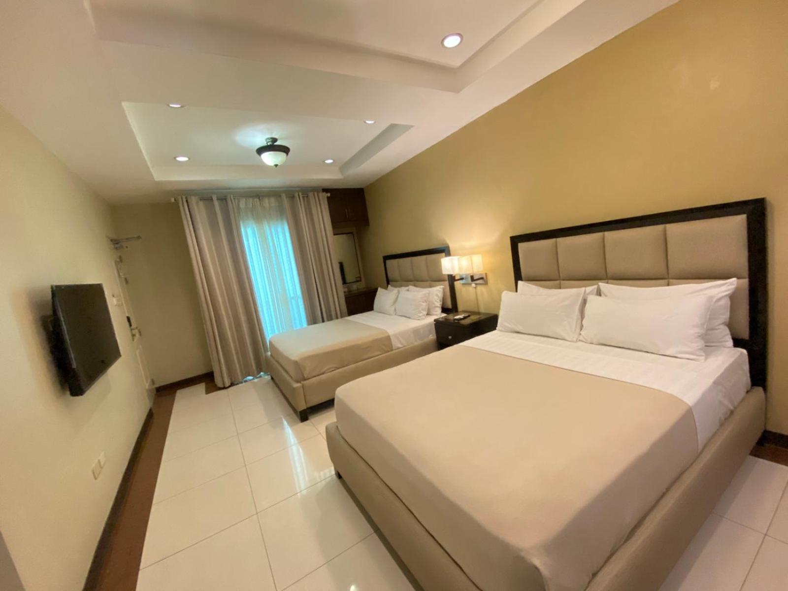 Family Suite - Photo 1