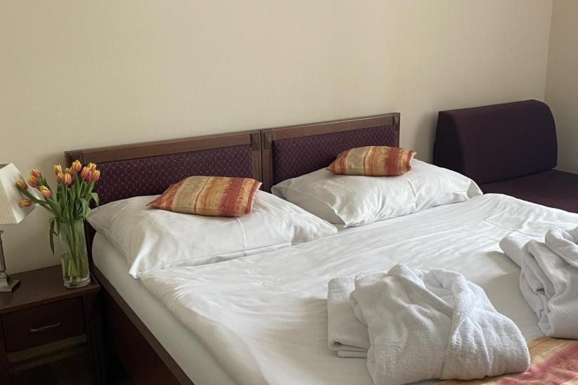 Economy Double or Twin Room - Photo 4