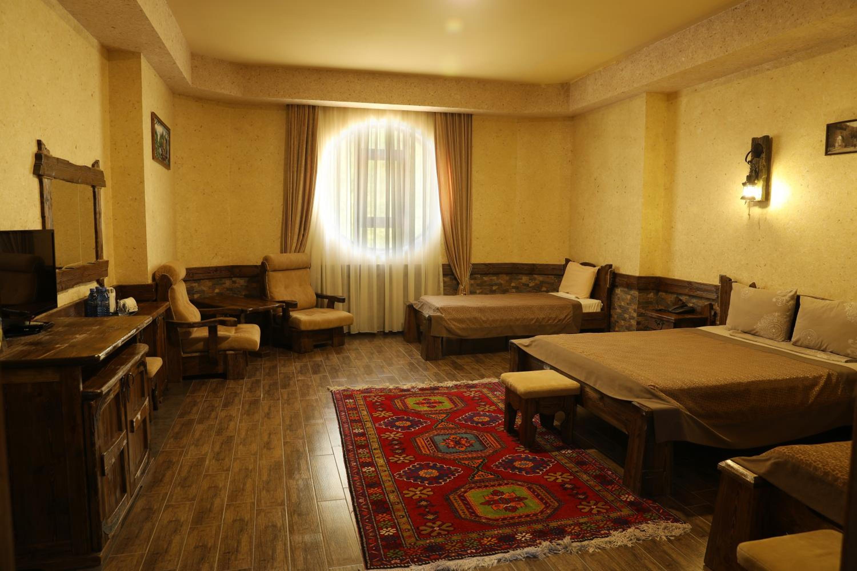 Classic Quadruple Room
