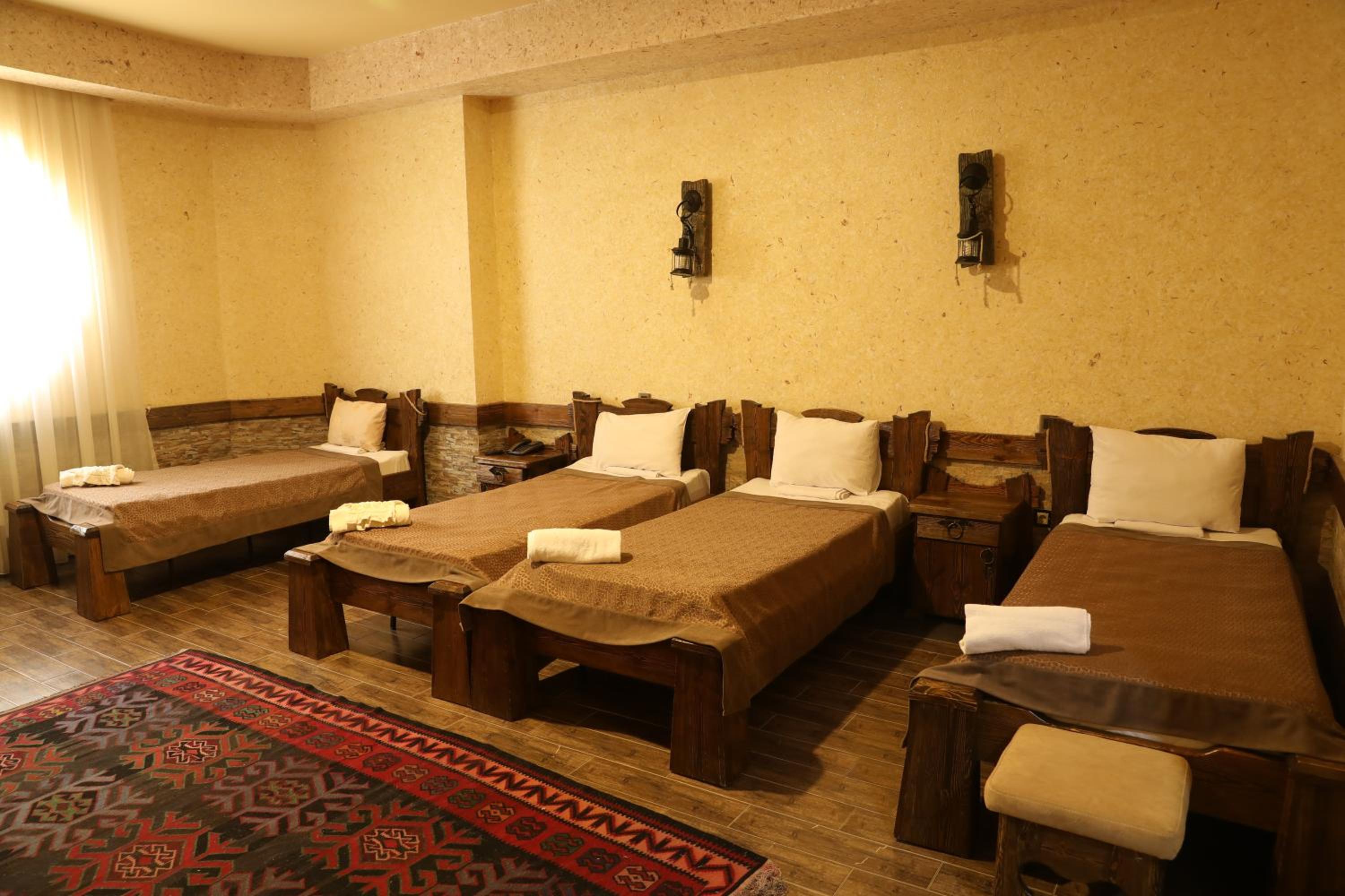 Standard Quadruple Room photo 3