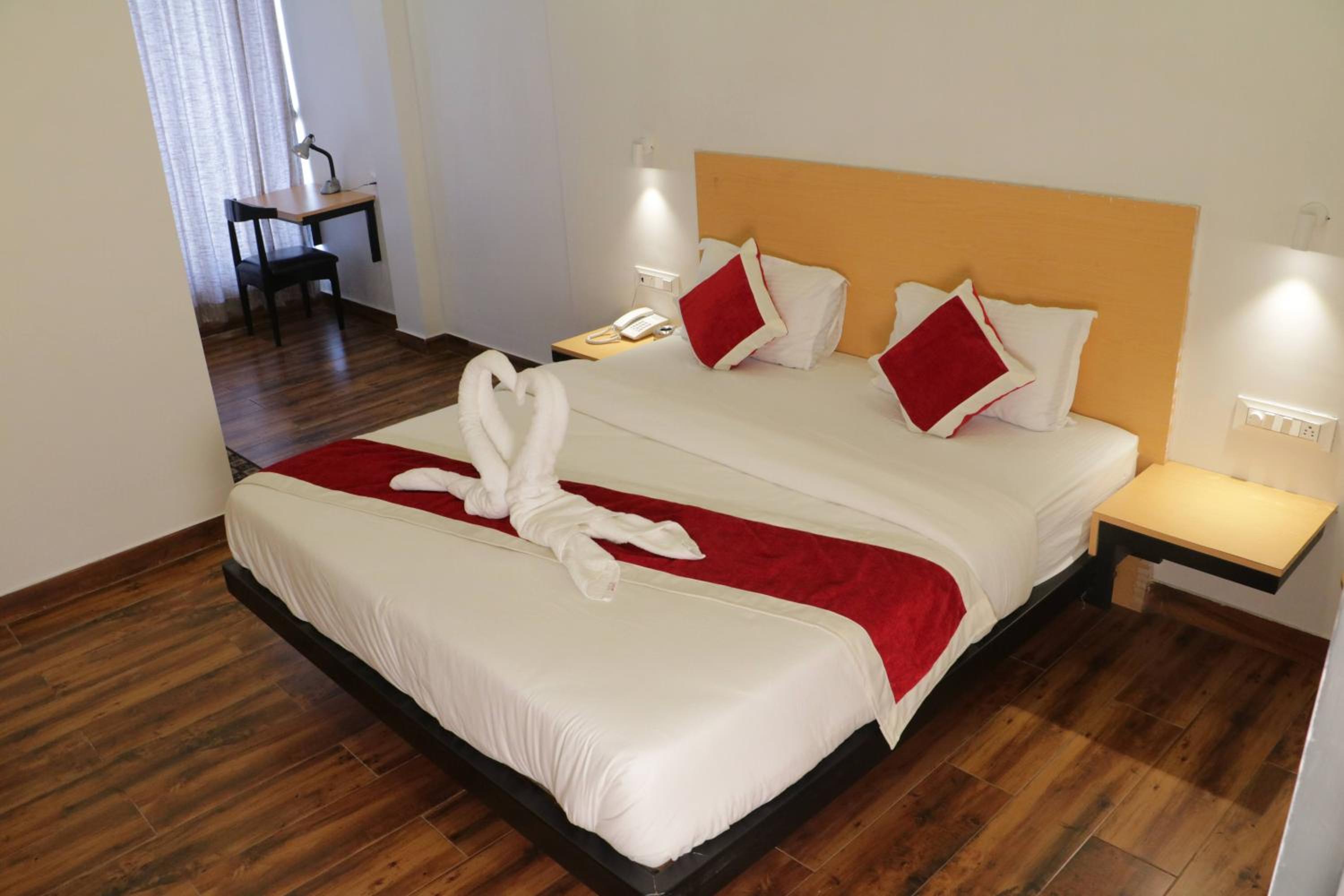 Deluxe Double Room photo 3