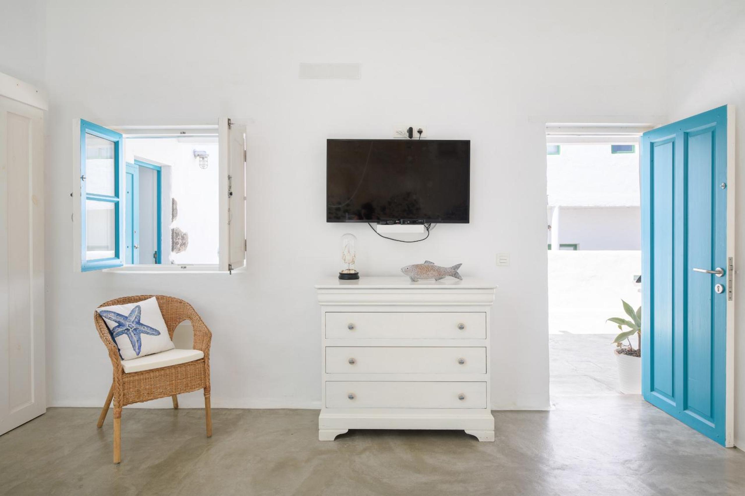 Apartment with Sea View photo 2