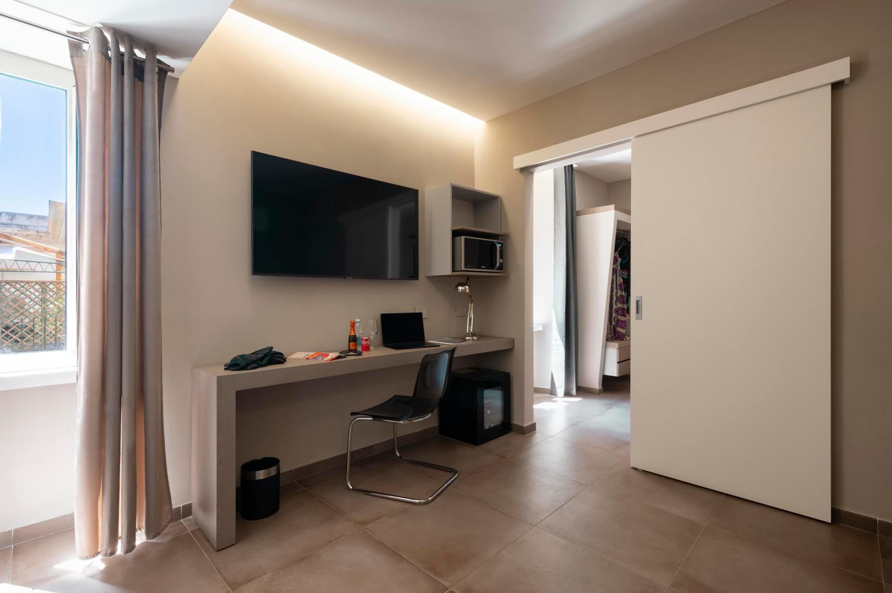 Suite photo 1