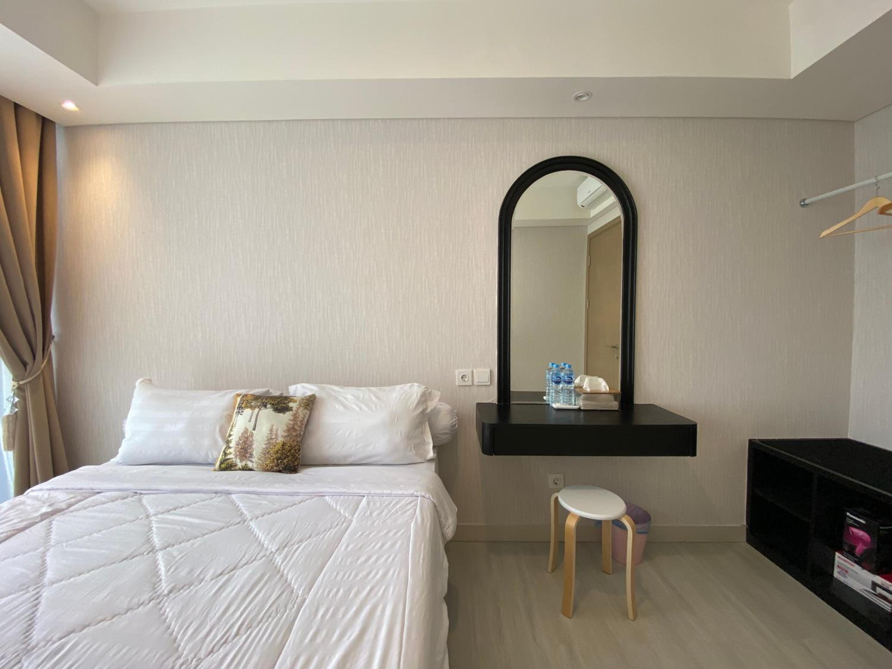 Two-Bedroom Apartment with Balcony and Terrace - Photo 5
