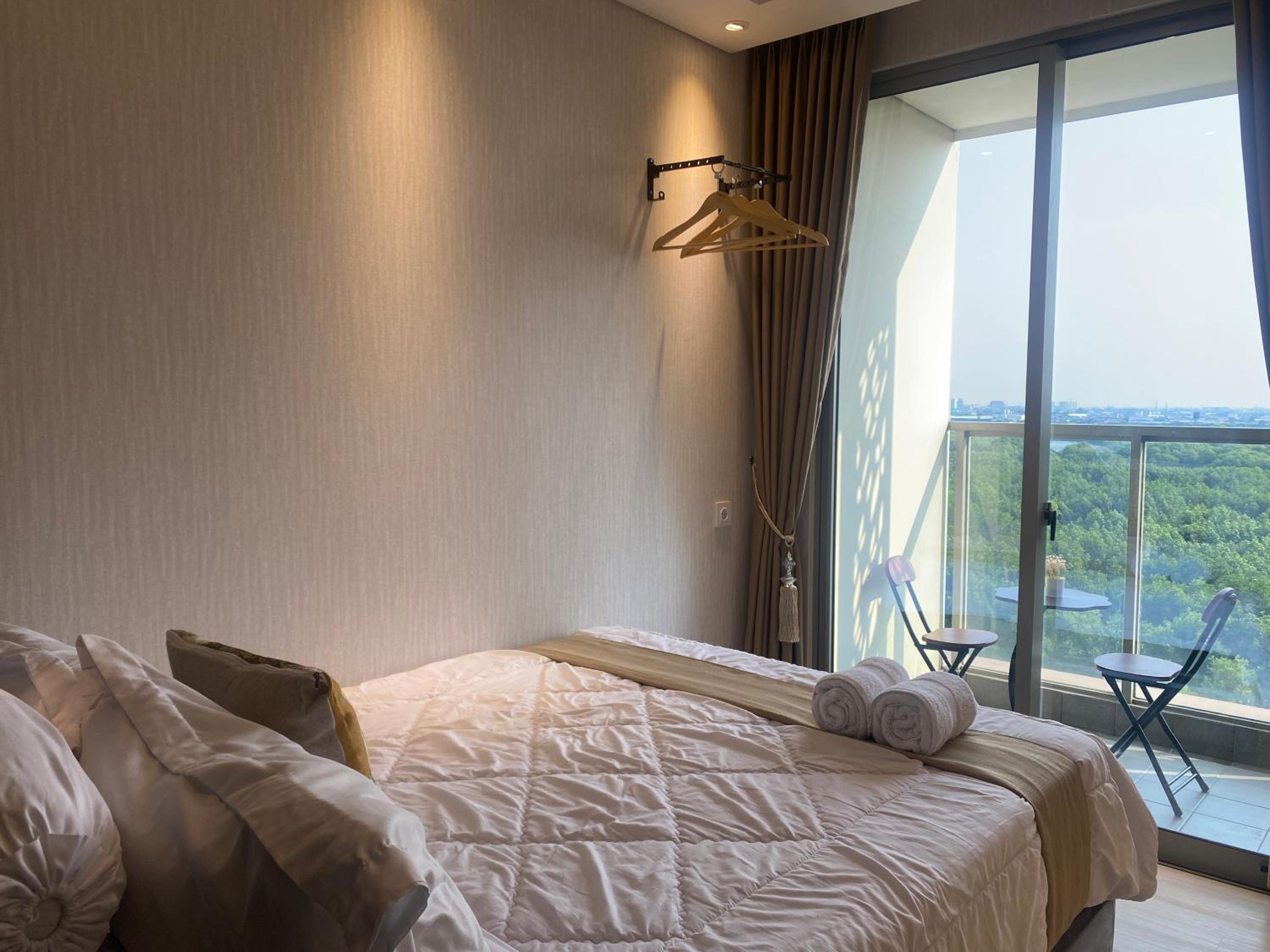 Two-Bedroom Apartment with Balcony and Terrace - Photo 24