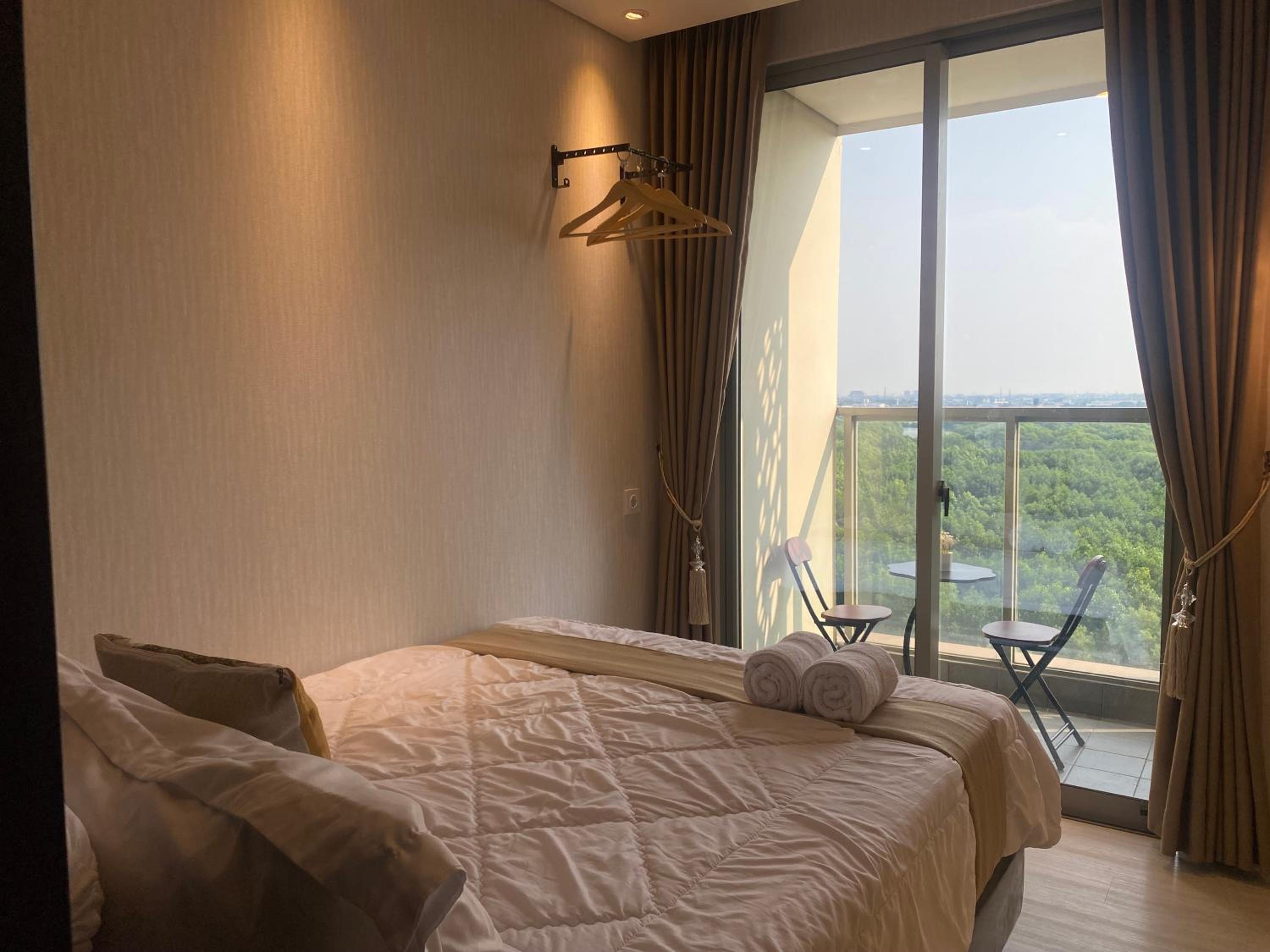 Two-Bedroom Apartment with Balcony and Terrace - Photo 25