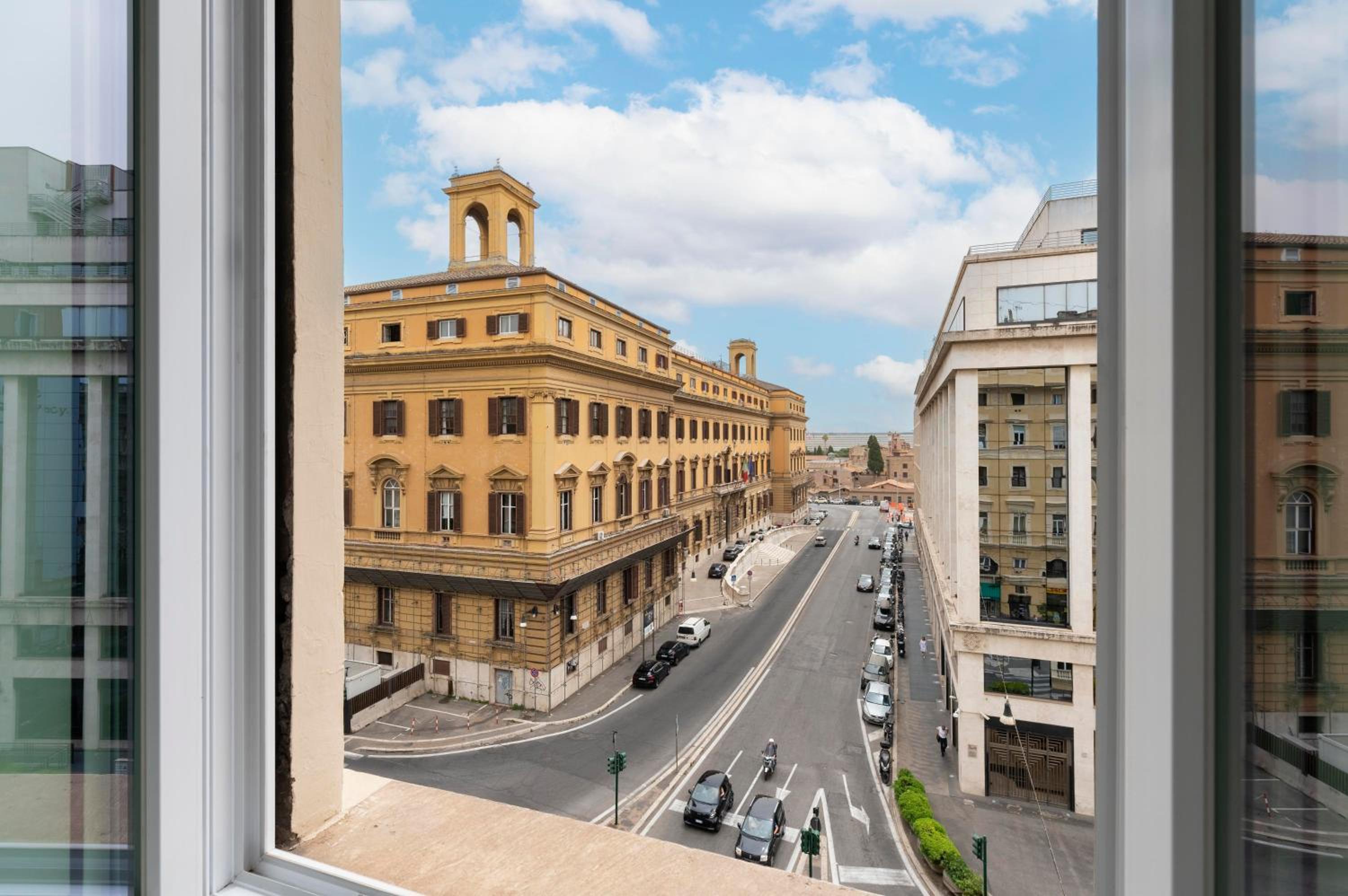 Superior Double Room with City View photo 3