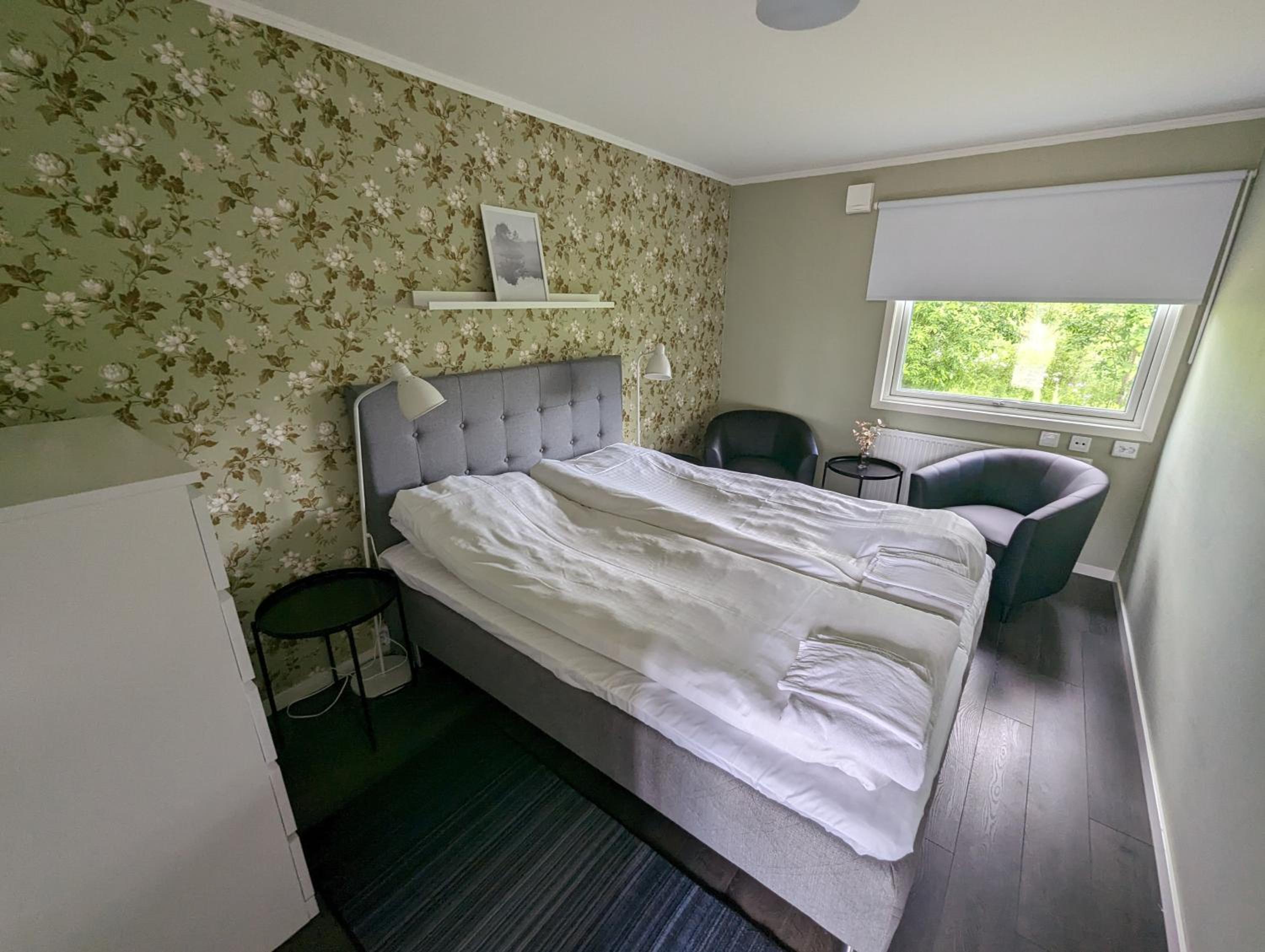 One-Bedroom Family Apartment photo 2
