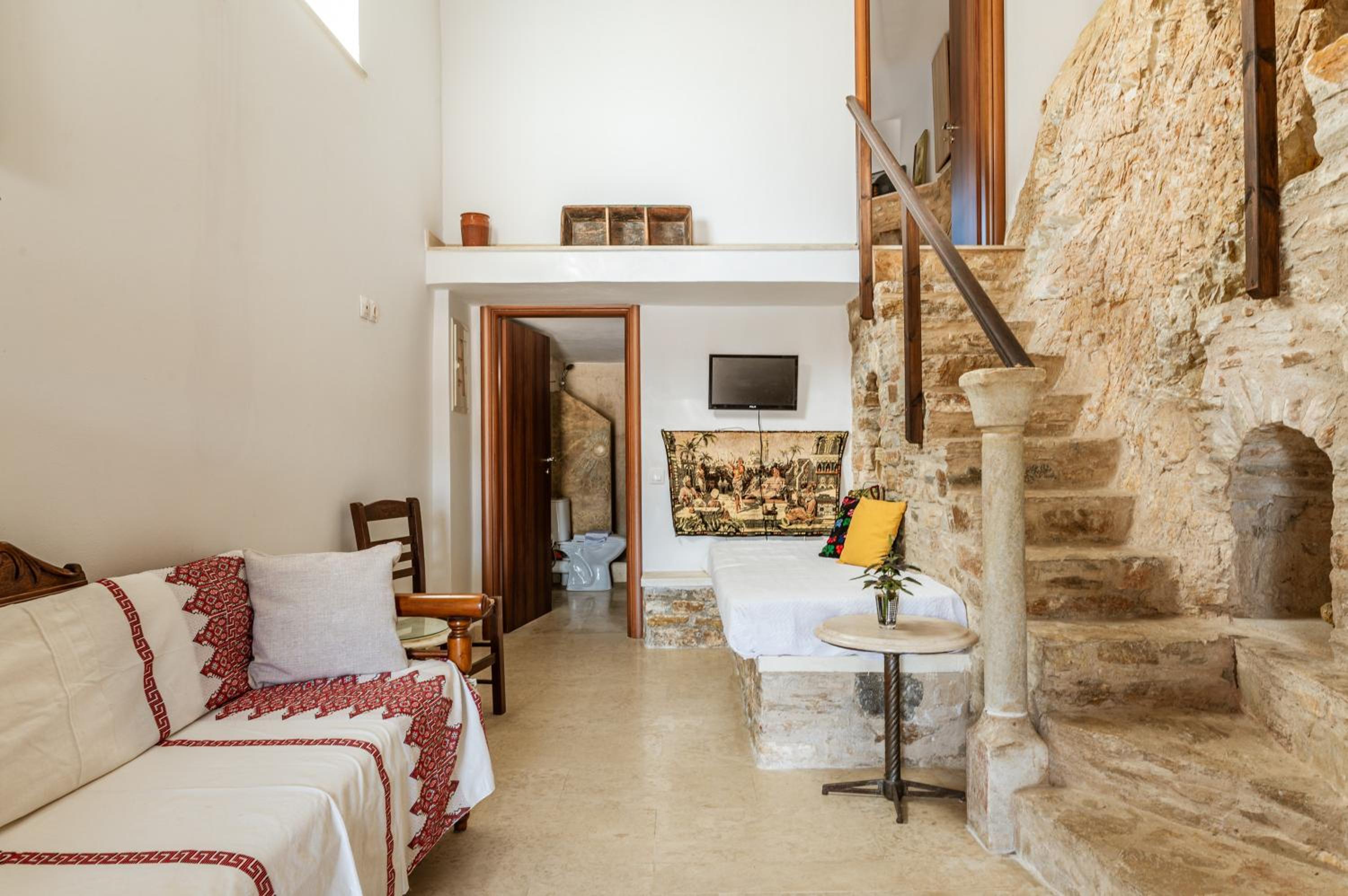 Superior One-Bedroom Apartment With Balcony