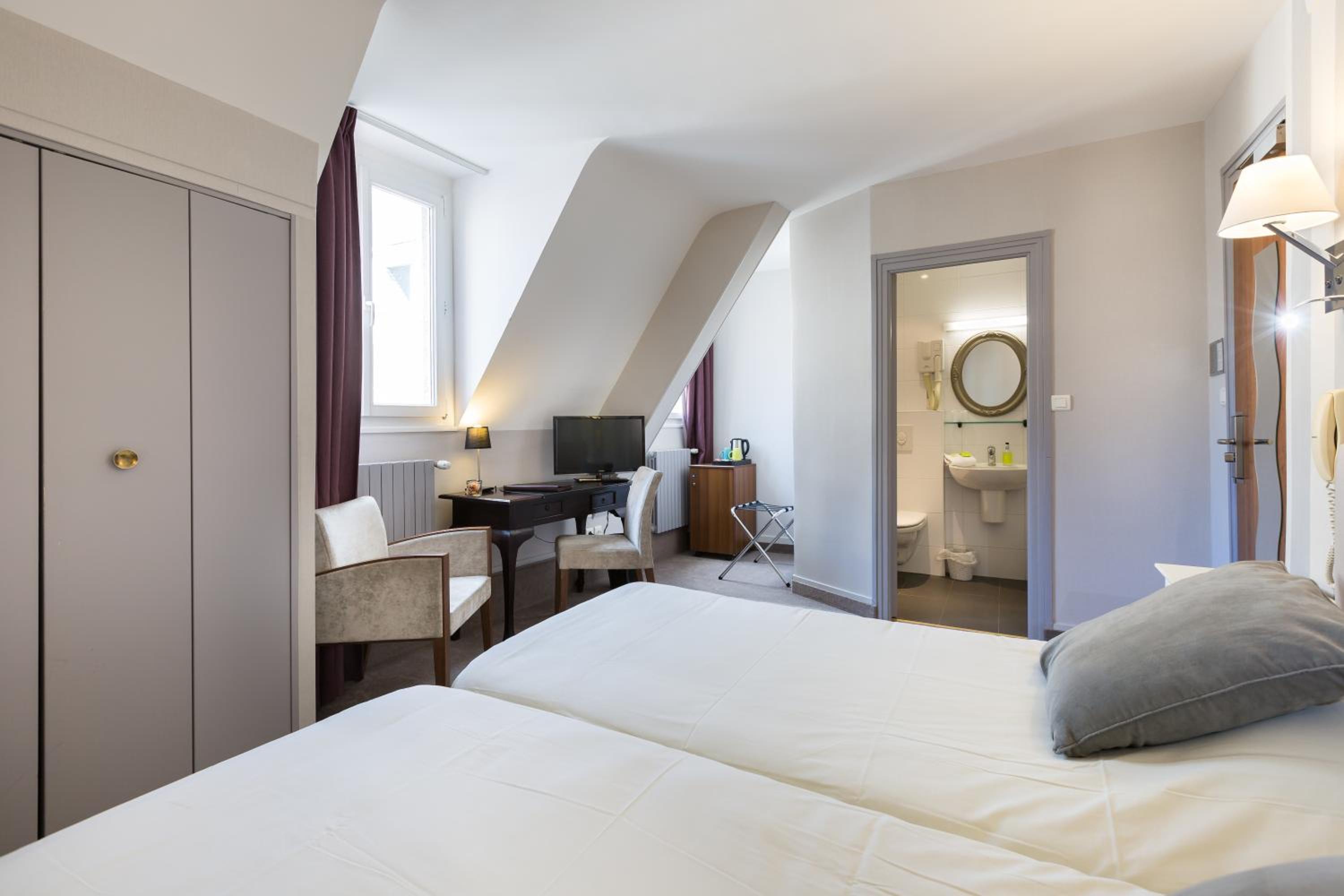Comfort Double Room - Photo 2