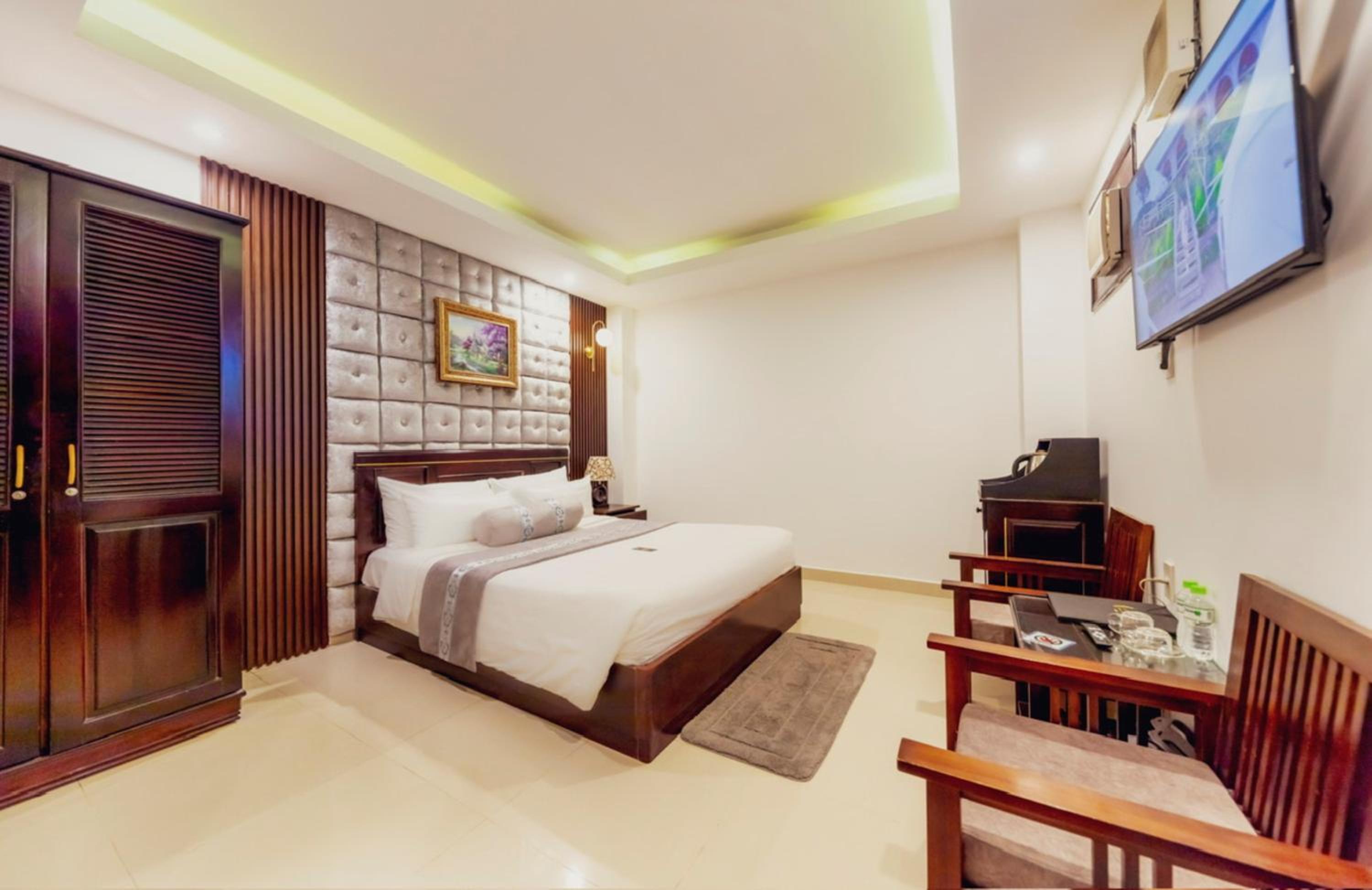 Standard Double Room - Photo 4