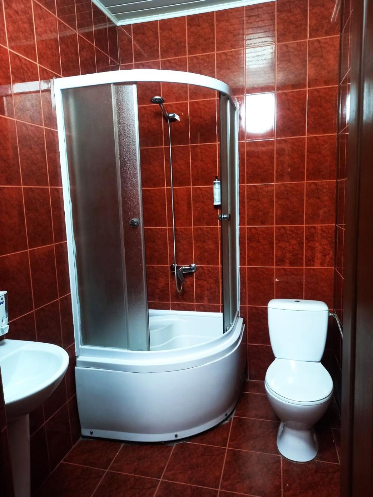 Twin Room with Shower photo 2