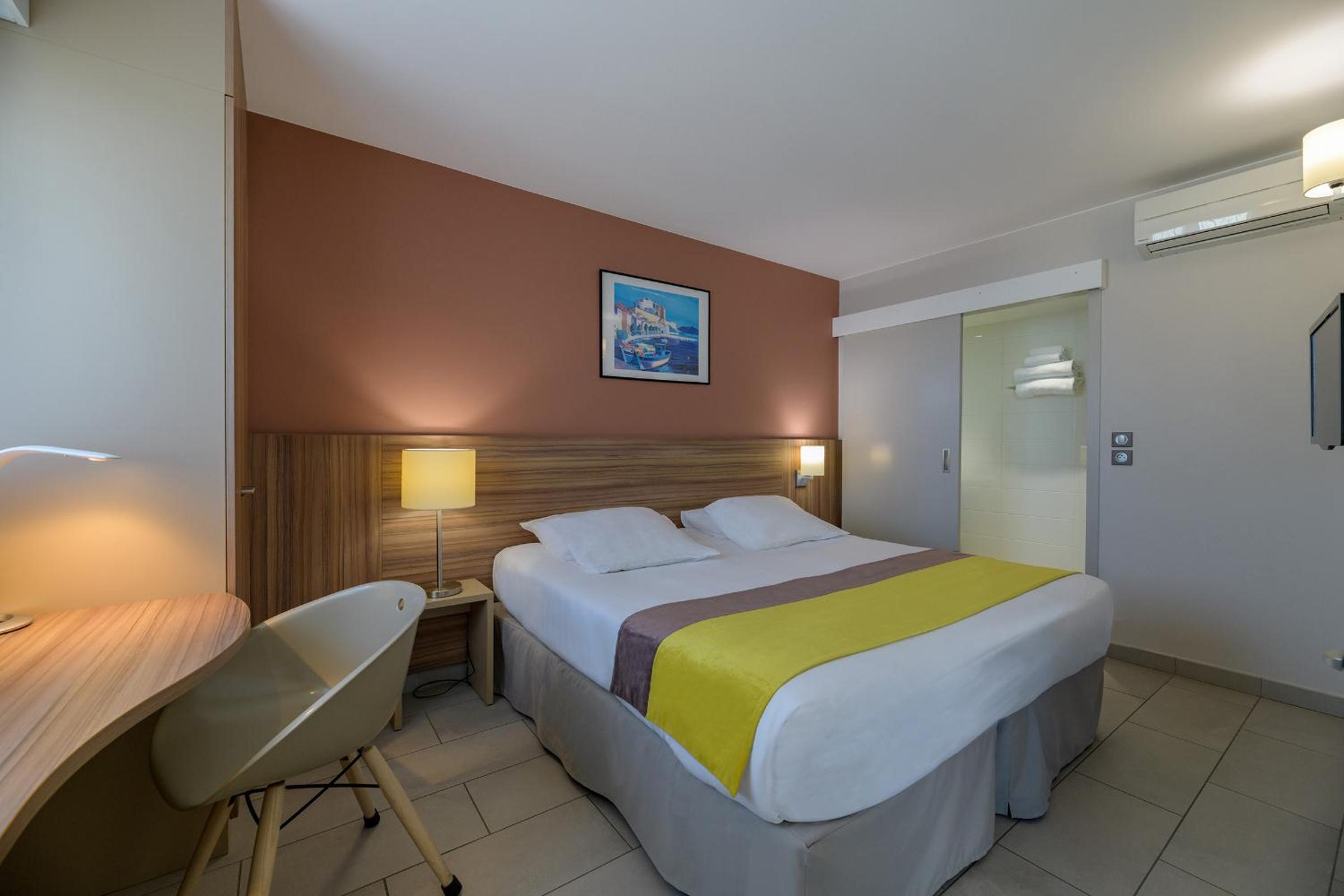 Three-Bedroom Suite with Terrace